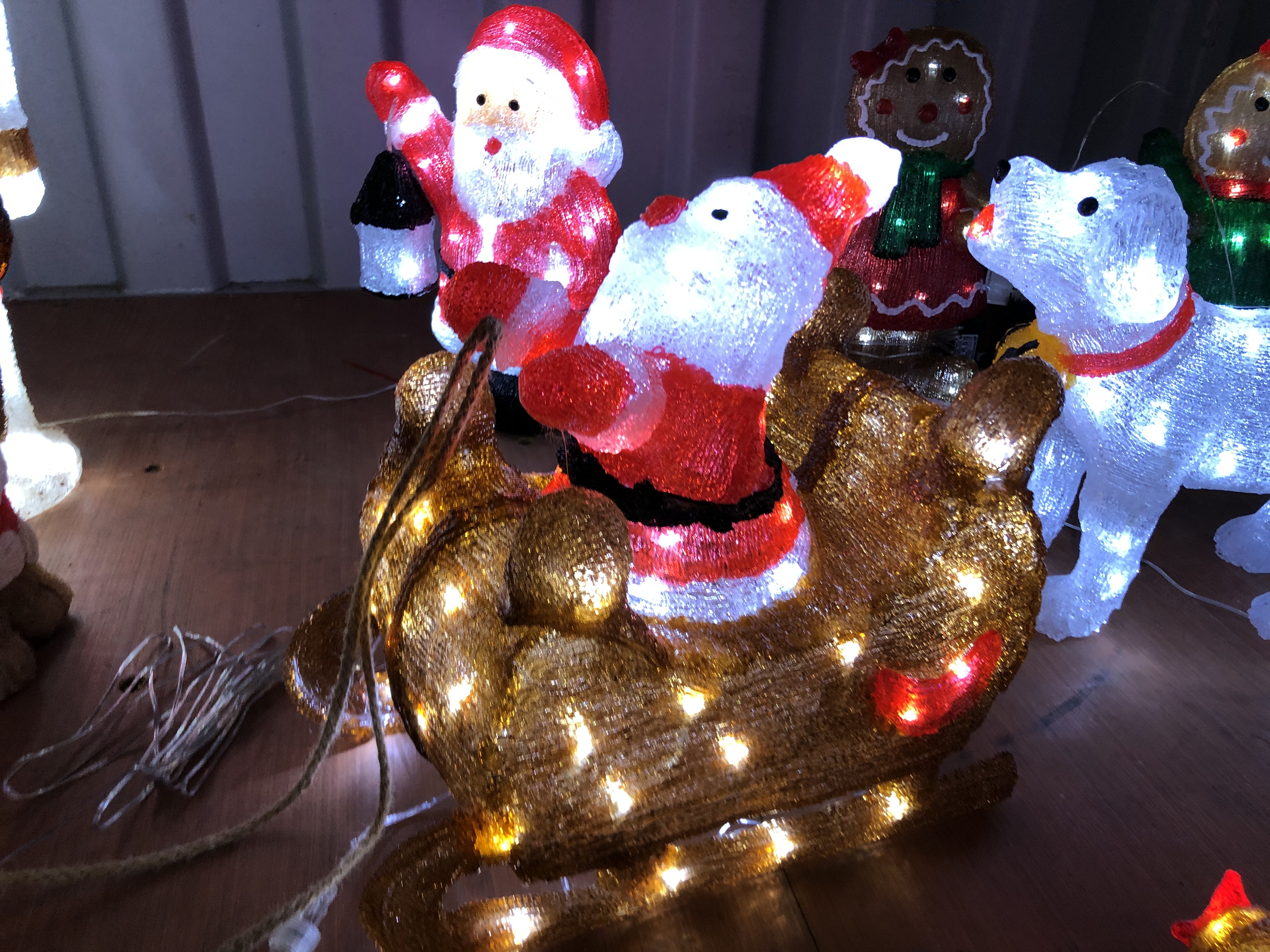 A COLLECTION OF 12 CHRISTMAS LED LIGHT DECORATIONS TO INCLUDE FATHER CHRISTMAS, - Image 4 of 7