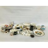 BOX OF ASSORTED CHINA TO INCLUDE POOLE AND DENBY, OLD COUNTRY ROSES TRINKET,