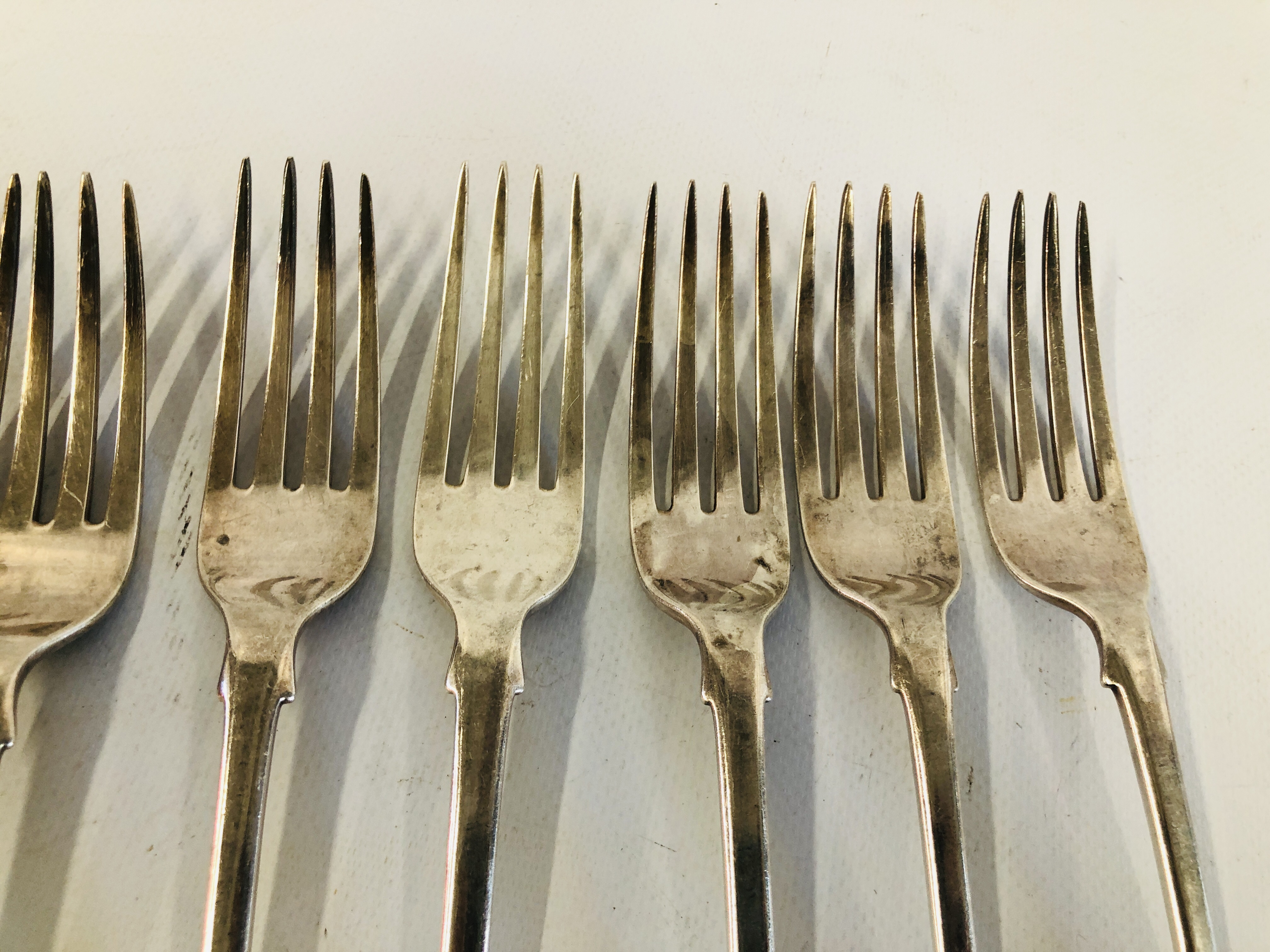 A SET OF NINE SILVER FIDDLE PATTERN LARGE TABLE FORKS, - Image 3 of 9