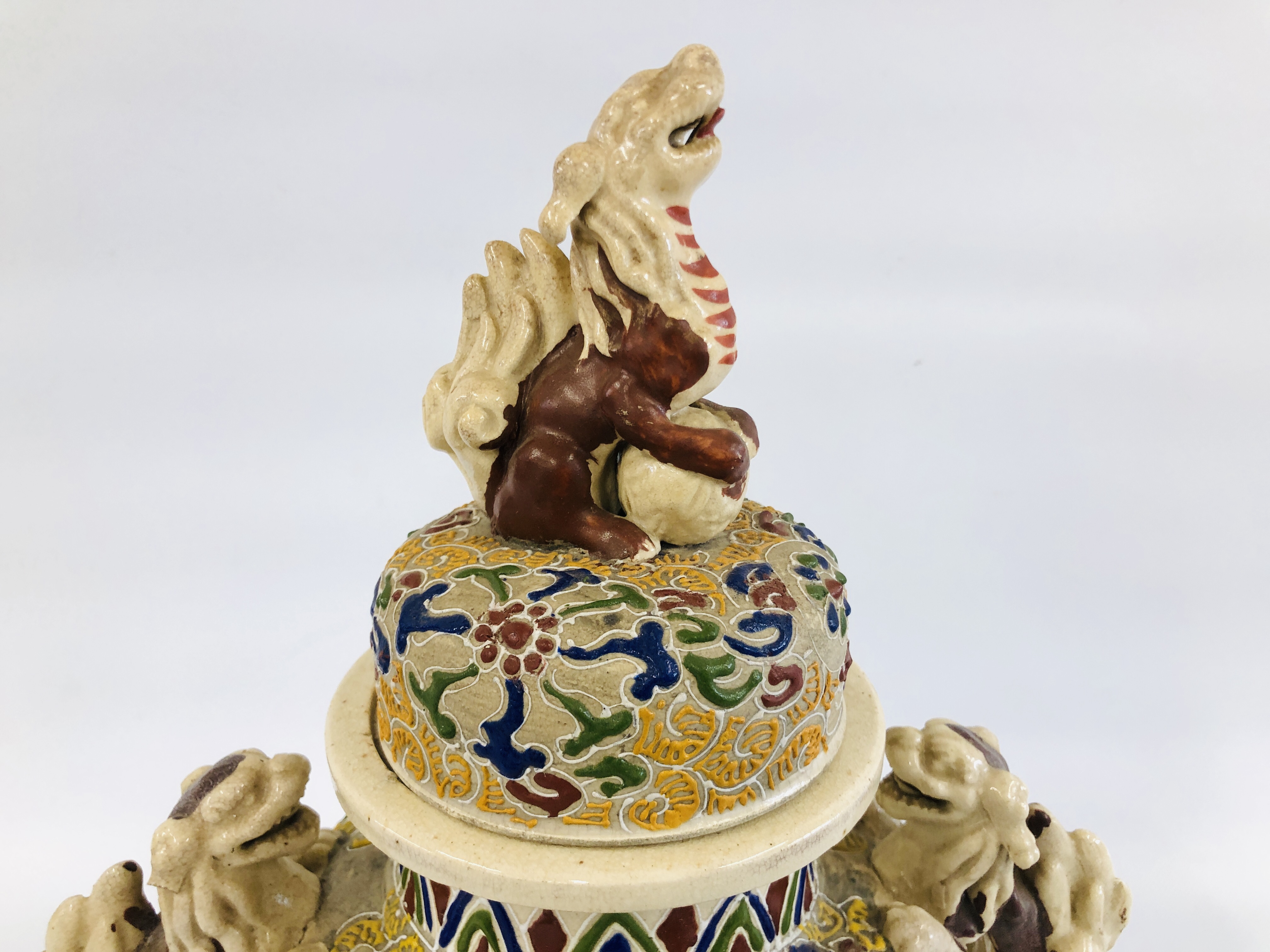 CHINESE STONEWARE URN SUPPORTED BY THREE FOO DOG FEET AND FOO DOG DETAILING A/F - Image 2 of 13