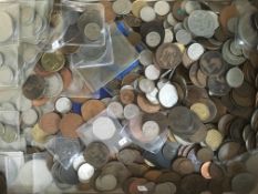 BOX OF MIXED MAINLY GB COINS, INCLUDING A FEW SILVER,