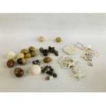 SELECTION OF POLISHED EGGS, SEMI PRECIOUS GEM STONES AND SHELL WIND CHIMES.