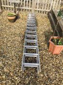 A DURAFLEX 3.5 METRE ALUMINIUM DOUBLE EXTENSION LADDER.