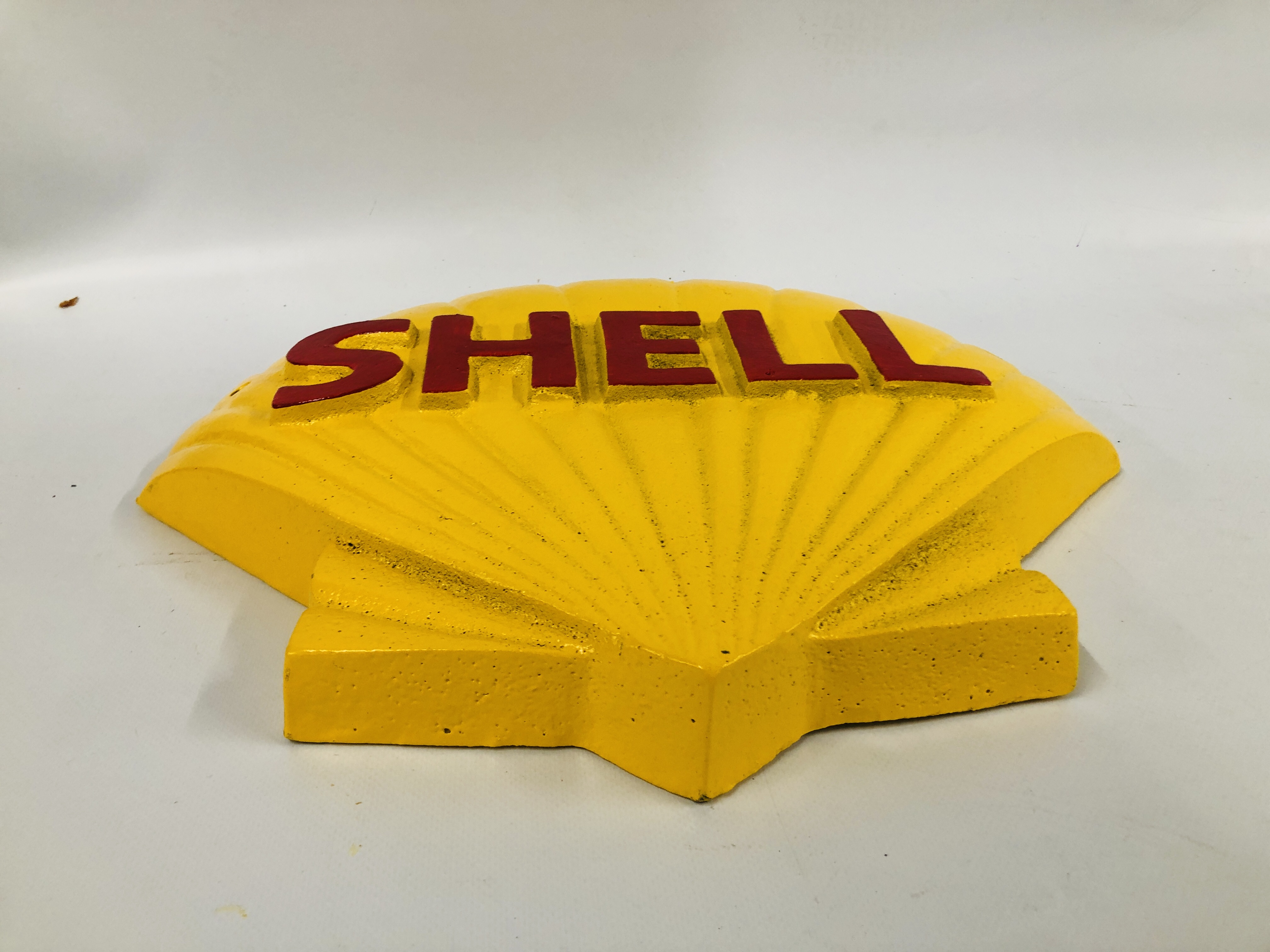 (R) LARGE SHELL LOGO - Image 2 of 2