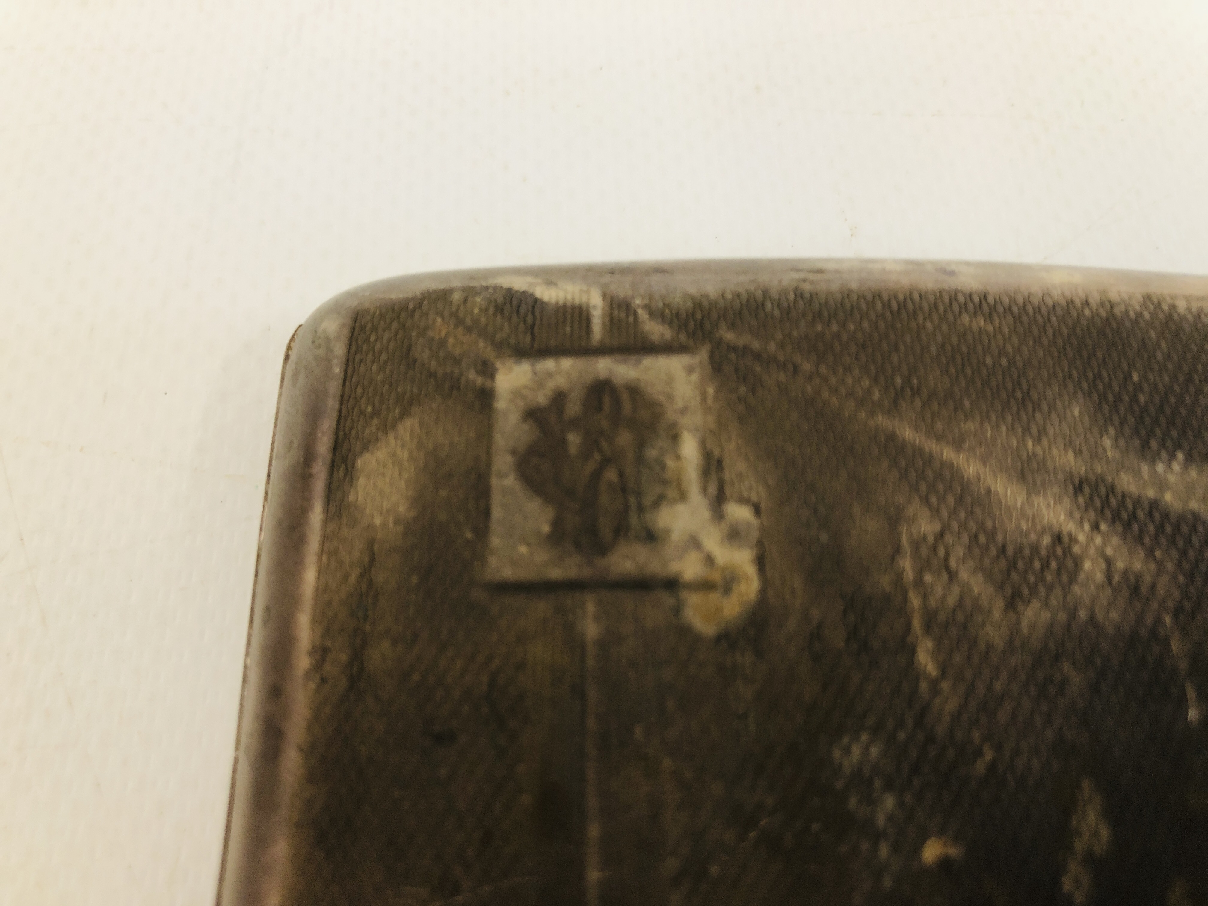 A SILVER CIGARETTE CASE, - Image 3 of 10