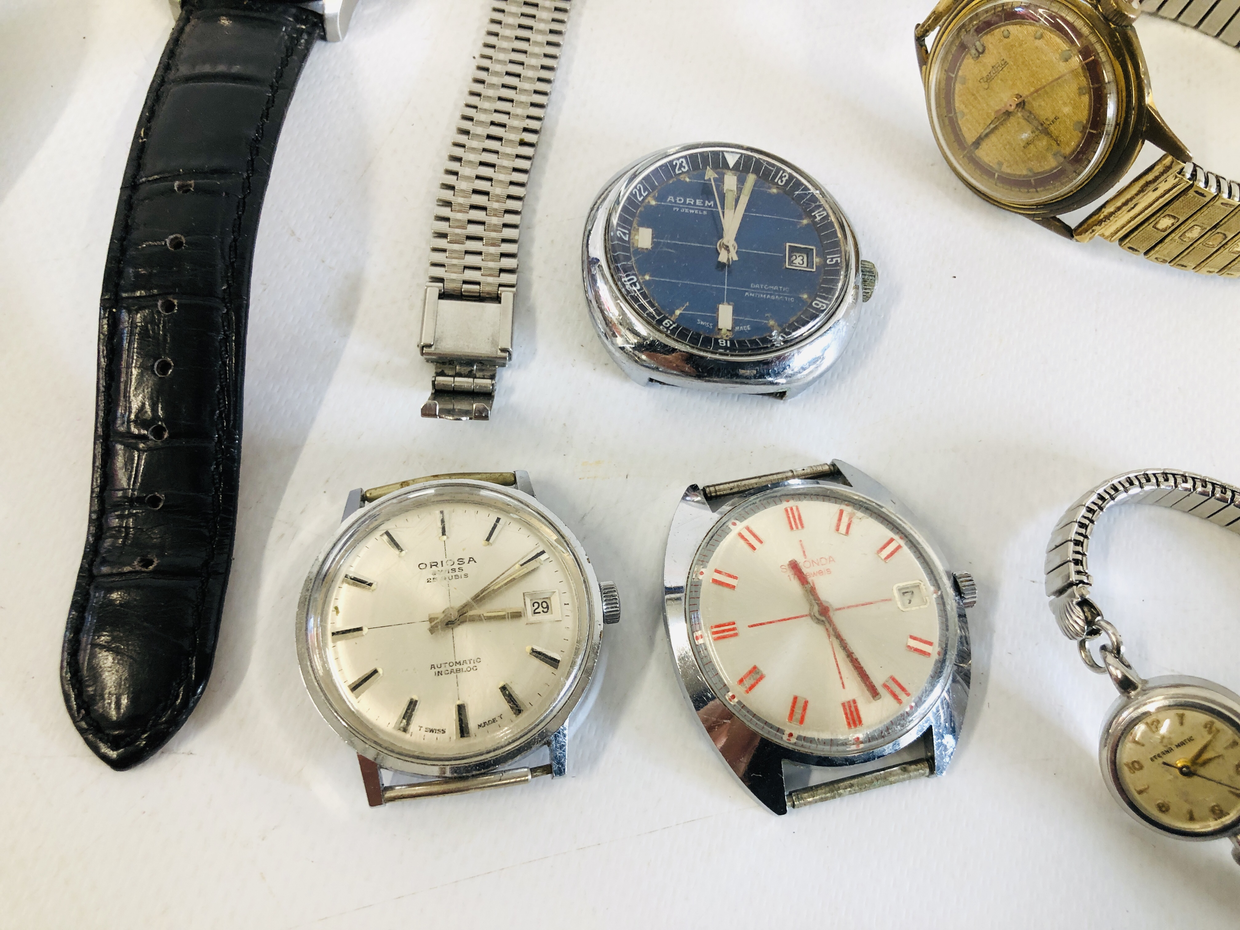 BOX OF ASSORTED VINTAGE WATCHES TO INCLUDE ACCURIST, ORIOSA, ETC. - Image 2 of 9