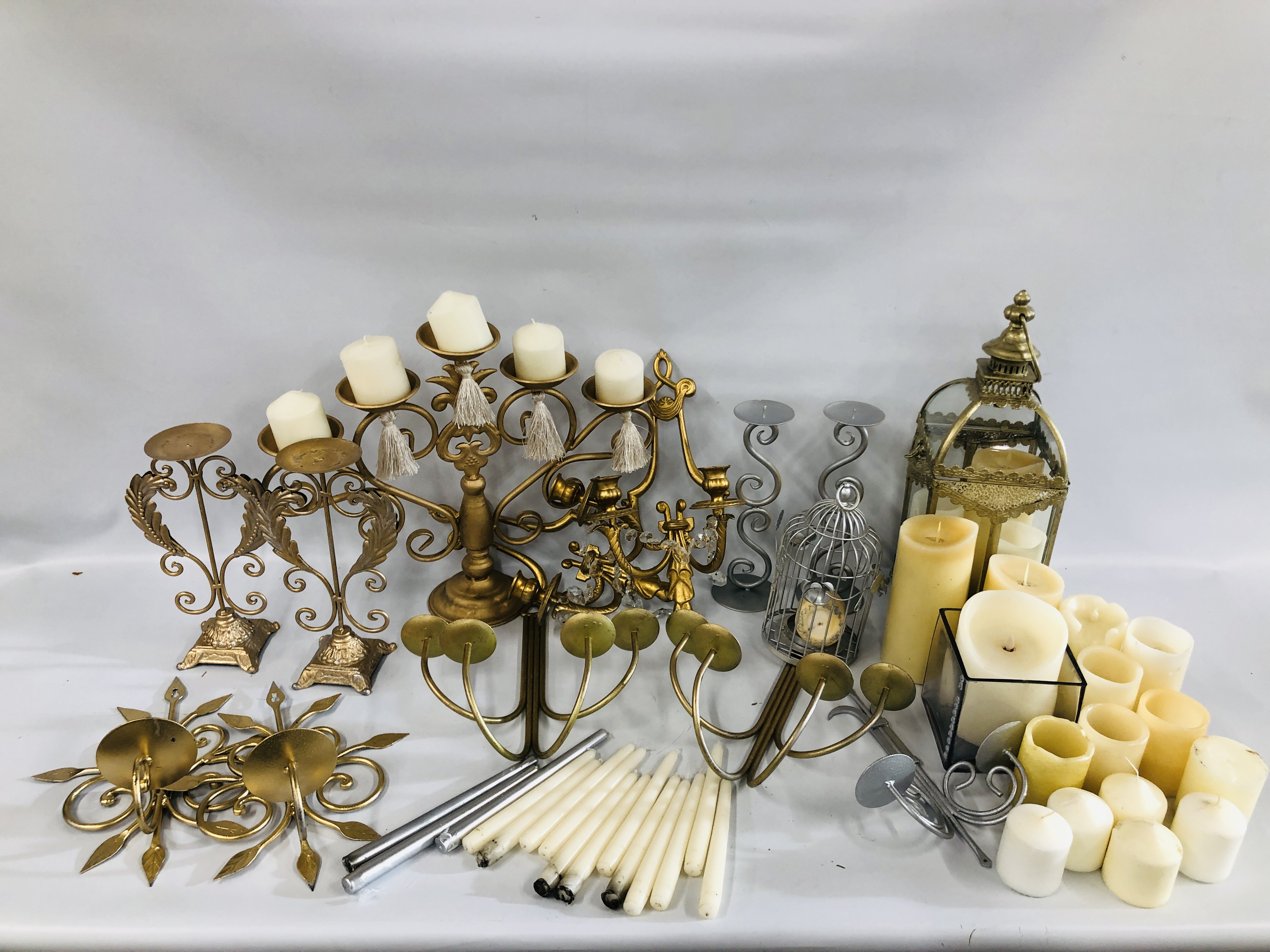 LARGE BOX OF ASSORTED MODERN SHABBY CHIC METAL CRAFT CANDLE STICKS, STANDS AND WALL SCONCES, ETC.