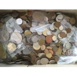 BOX OF MIXED COINS, GB AND OVERSEAS.