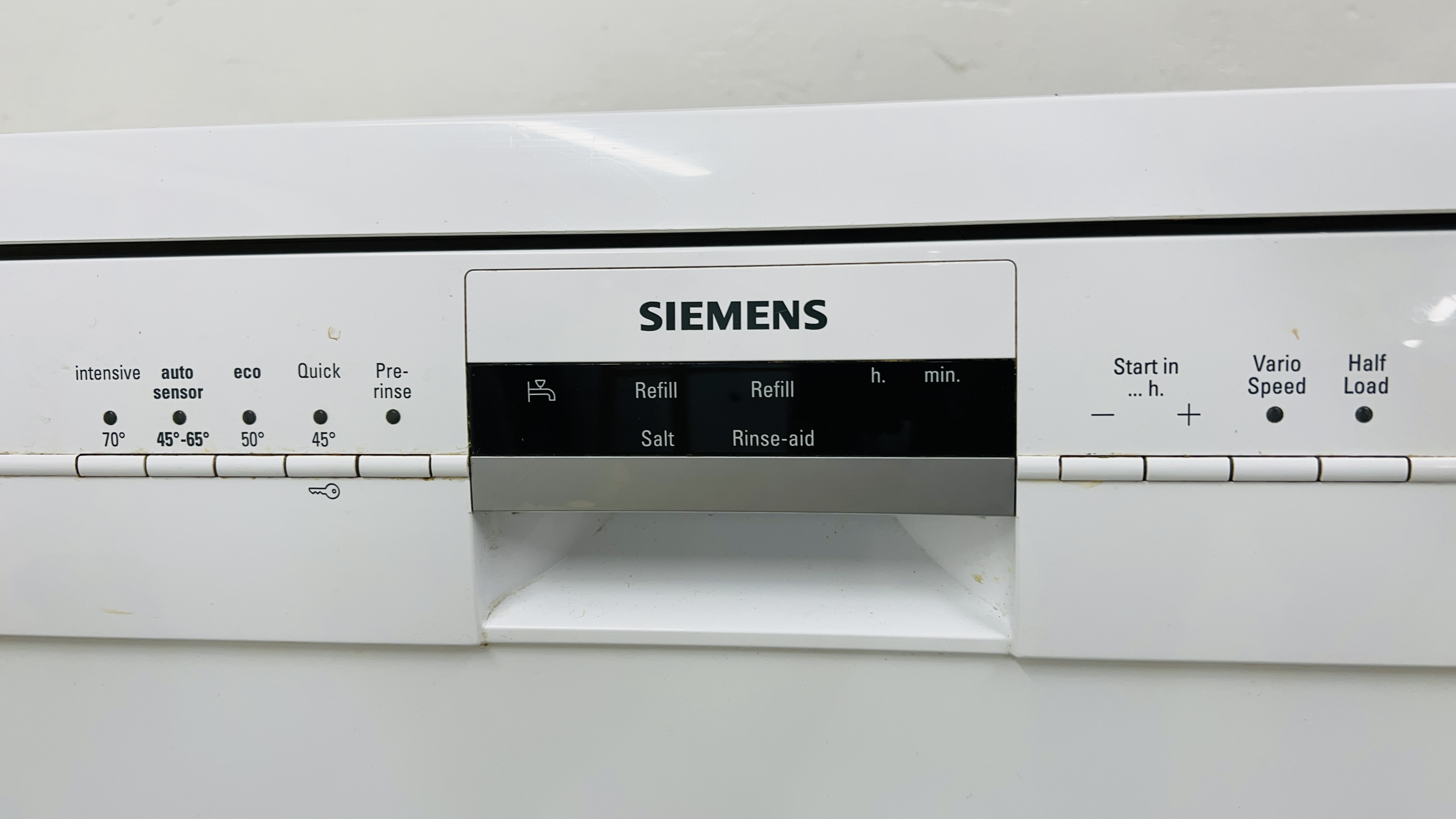 SIEMENS iQ100 DISHWASHER - SOLD AS SEEN - Image 3 of 8