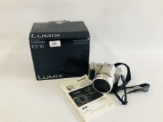 A PANASONIC LUMIX DMC-FZ10 DIGITAL CAMERA WITH 12 OPTICAL ZOOM 35-420 LENS IN ORIGINAL BOX WITH