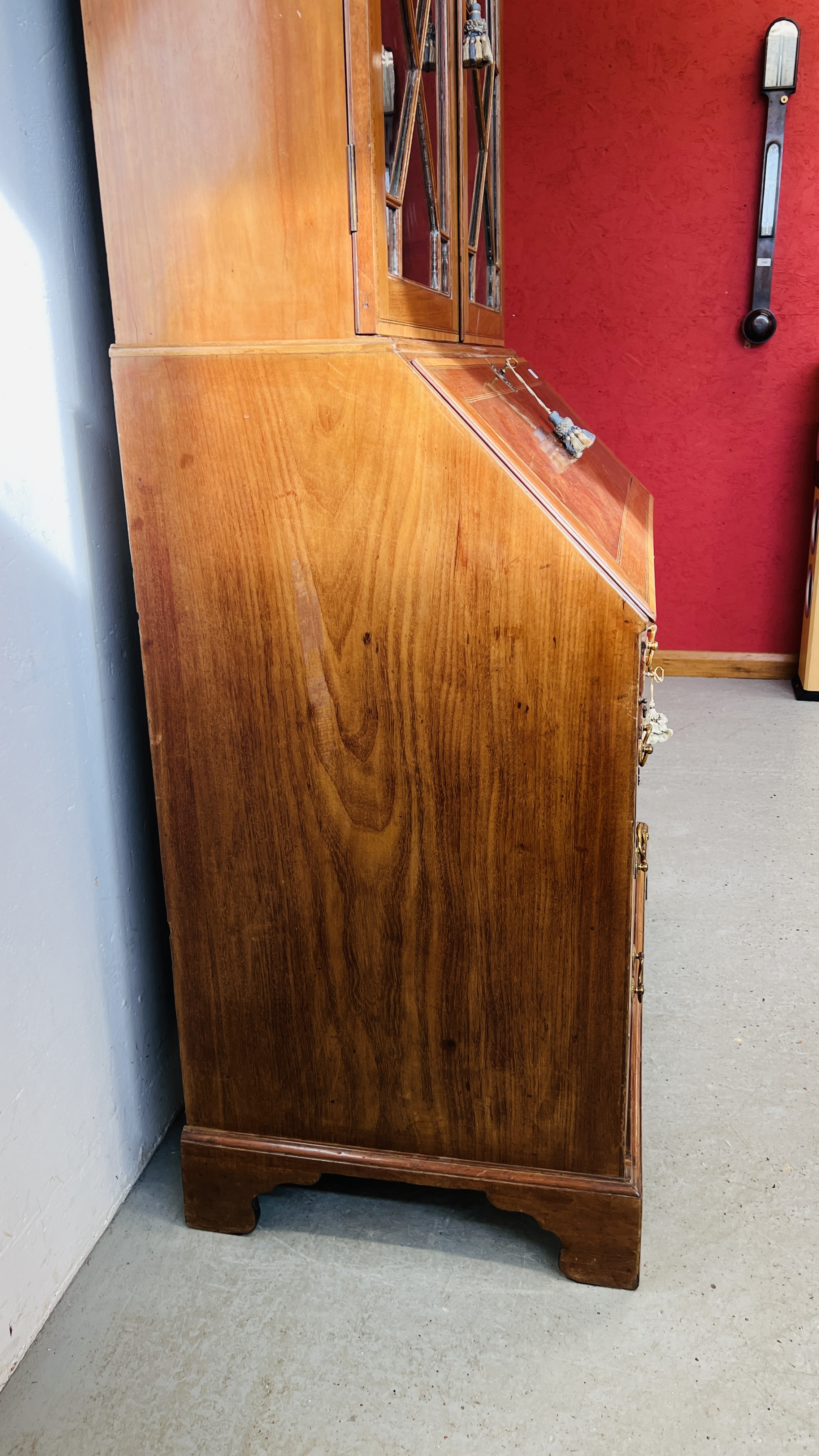 AN IMPRESSIVE EDWARDIAN MAHOGANY BUREAU BOOKCASE WITH WELL FITTED INTERIOR, - Image 13 of 28