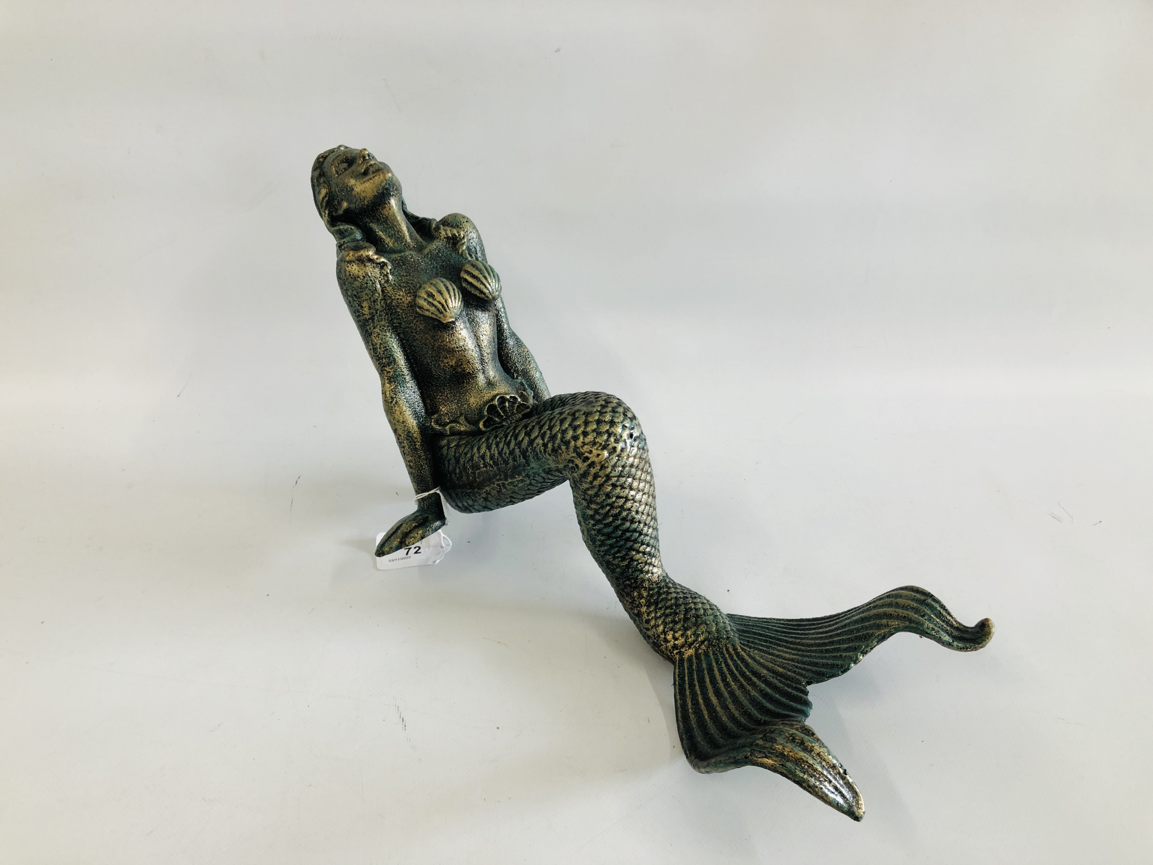 (R) 16" CAST METAL MERMAID