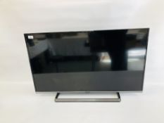 A PANASONIC 40" FLAT SCREEN TELEVISION MODEL TX-40CS52013 - SOLD AS SEEN