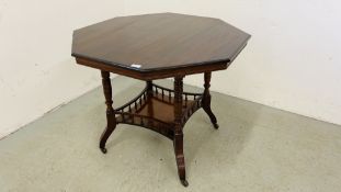 A OCTAGONAL EDWARDIAN TABLE WITH SINGLE LOWER GALLERIED TIER ON SPLAYED LEG SUPPORT.