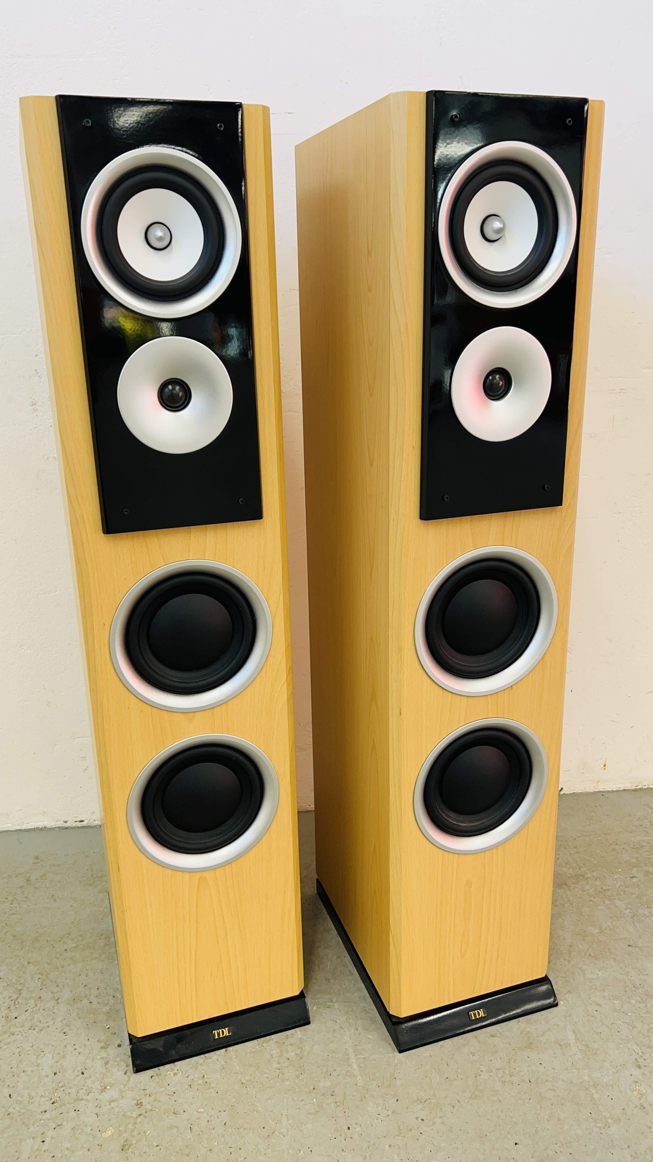 PAIR OF STUDIO 10 FLOOR STANDING SPEAKERS