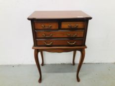 A GOOD QUALITY REPRODUCTION CHERRY WOOD FINISH TWO OVER TWO DRAWER CHEST MOUNTED ON LEGS W 49CM,