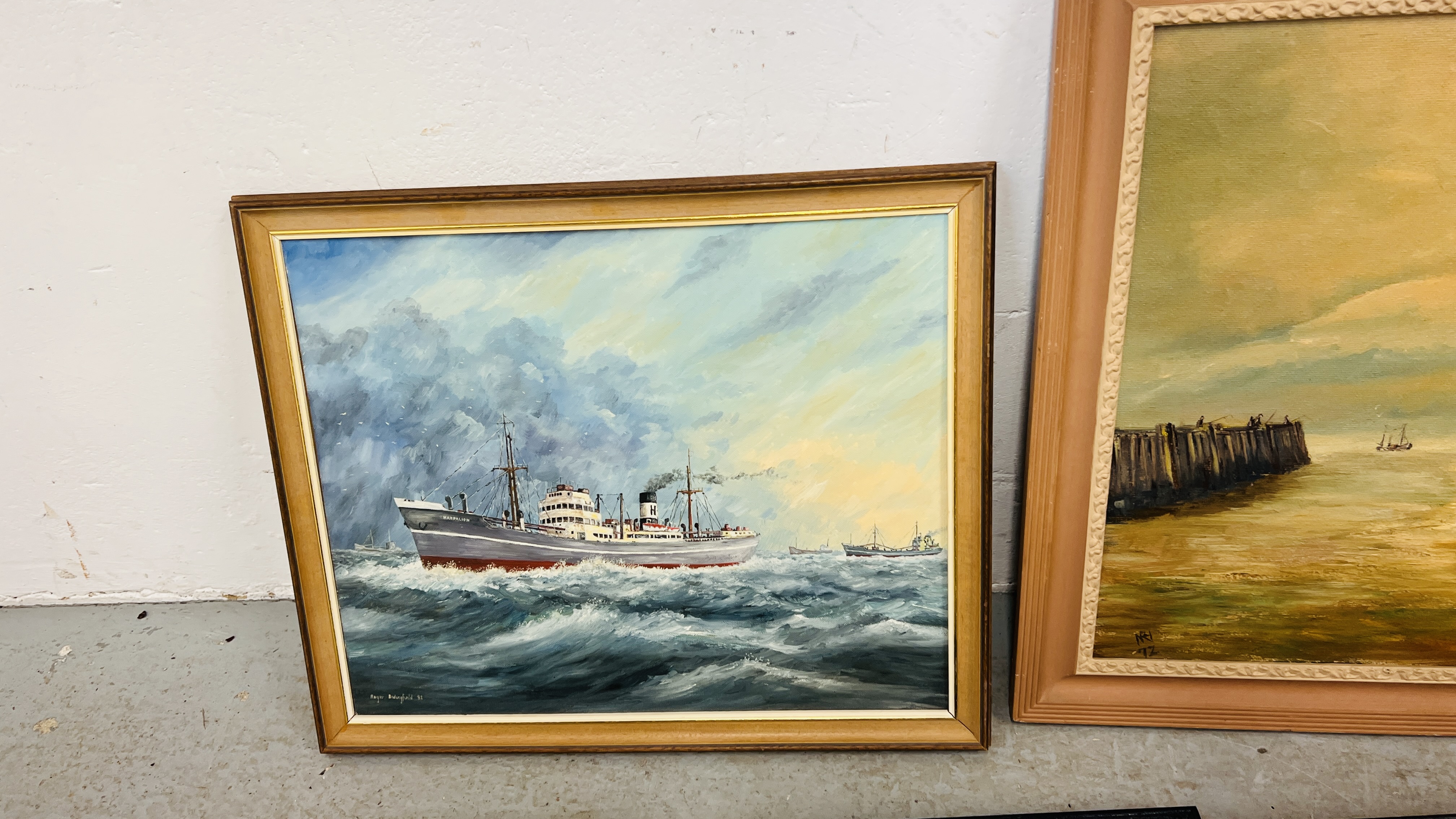 AN ORIGINAL OIL ON BOARD "LOCAL FISHING TRAWLERS" AND AN OIL ON BOARD "THE HARP AND LION" BEARING - Image 4 of 4