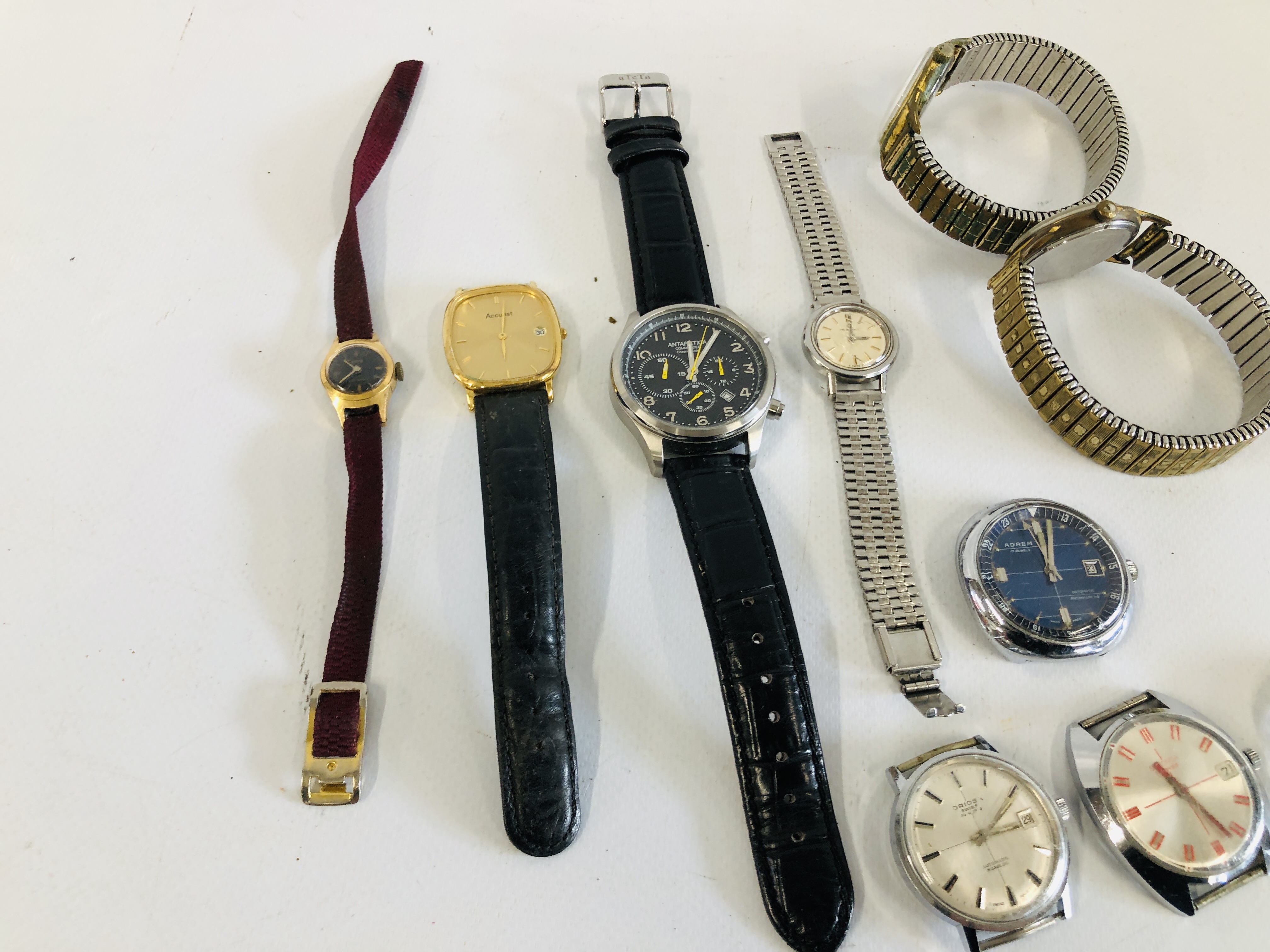 BOX OF ASSORTED VINTAGE WATCHES TO INCLUDE ACCURIST, ORIOSA, ETC. - Image 9 of 9