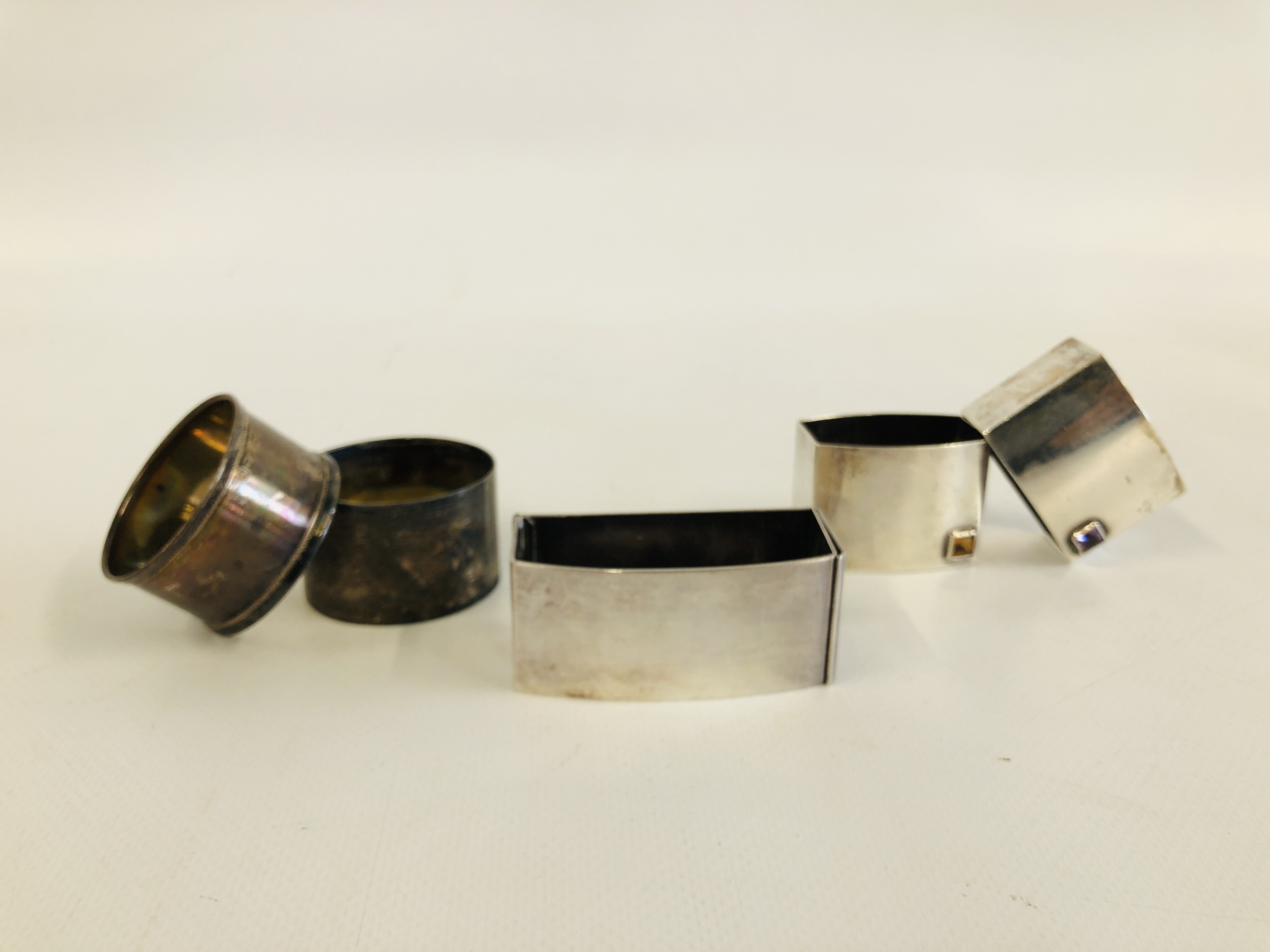 A PAIR OF SILVER STONE SET NAPKIN RINGS MAKER H.W.