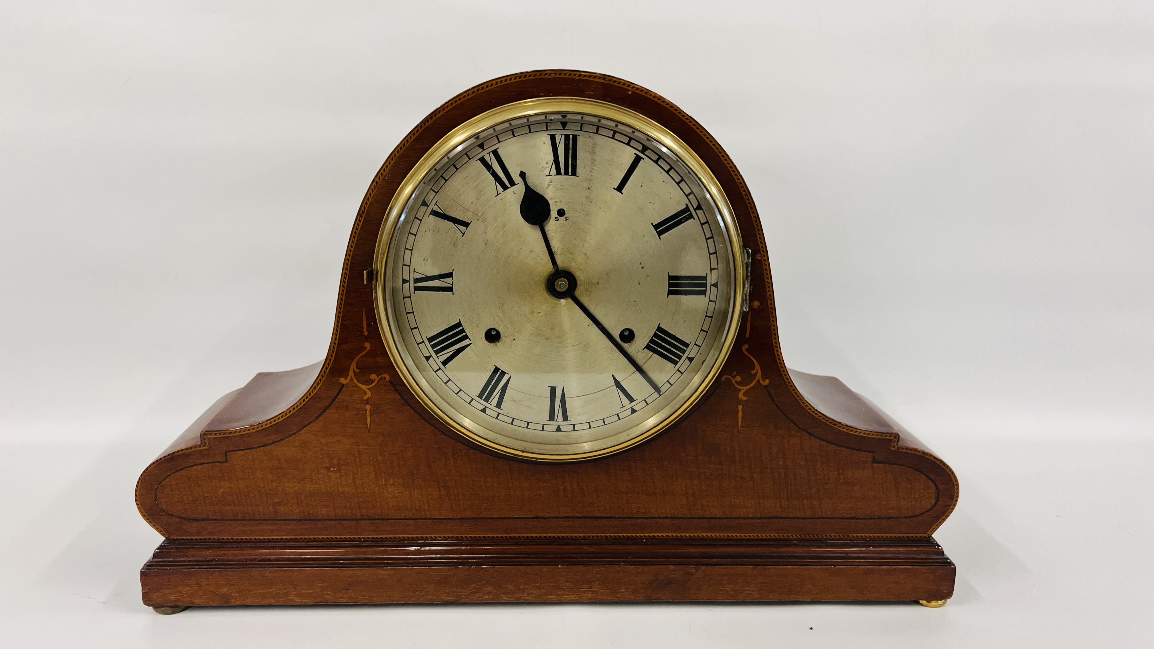 AN EDWARDIAN INLAID MANTEL CLOCK MARKED "S.F." HEIGHT 33CM.