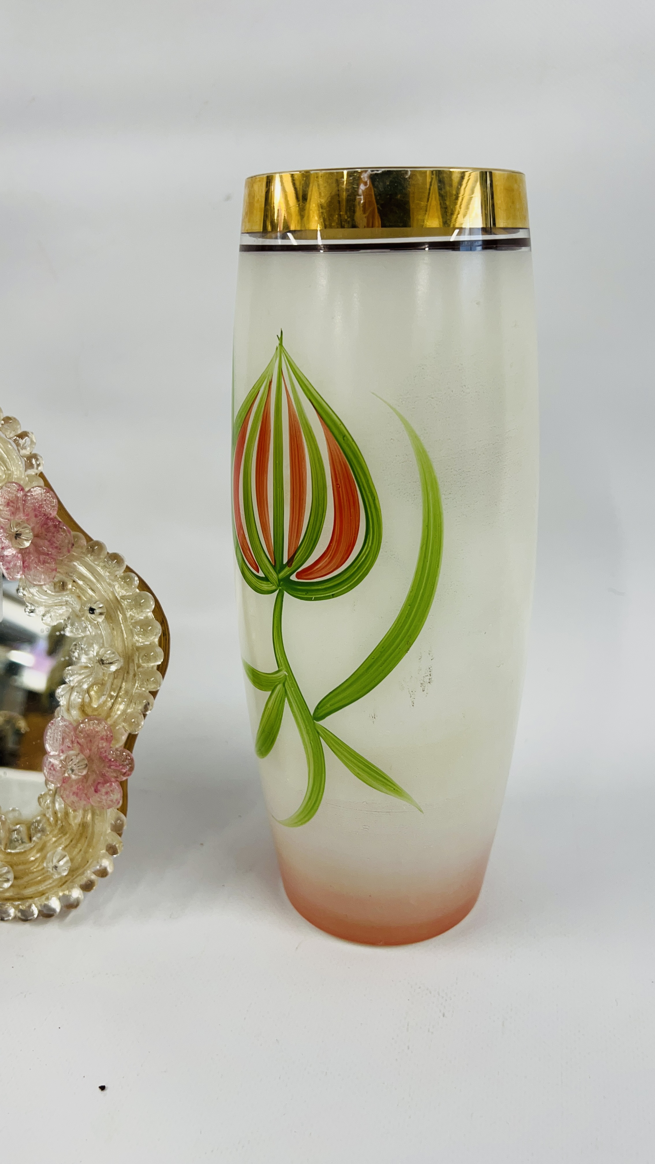 MADINA ART GLASS VASE HEIGHT 14.5CM. ALONG WITH A 1960'S MURANO GLASS FLOWER MIRROR HEIGHT 20CM. - Image 2 of 6