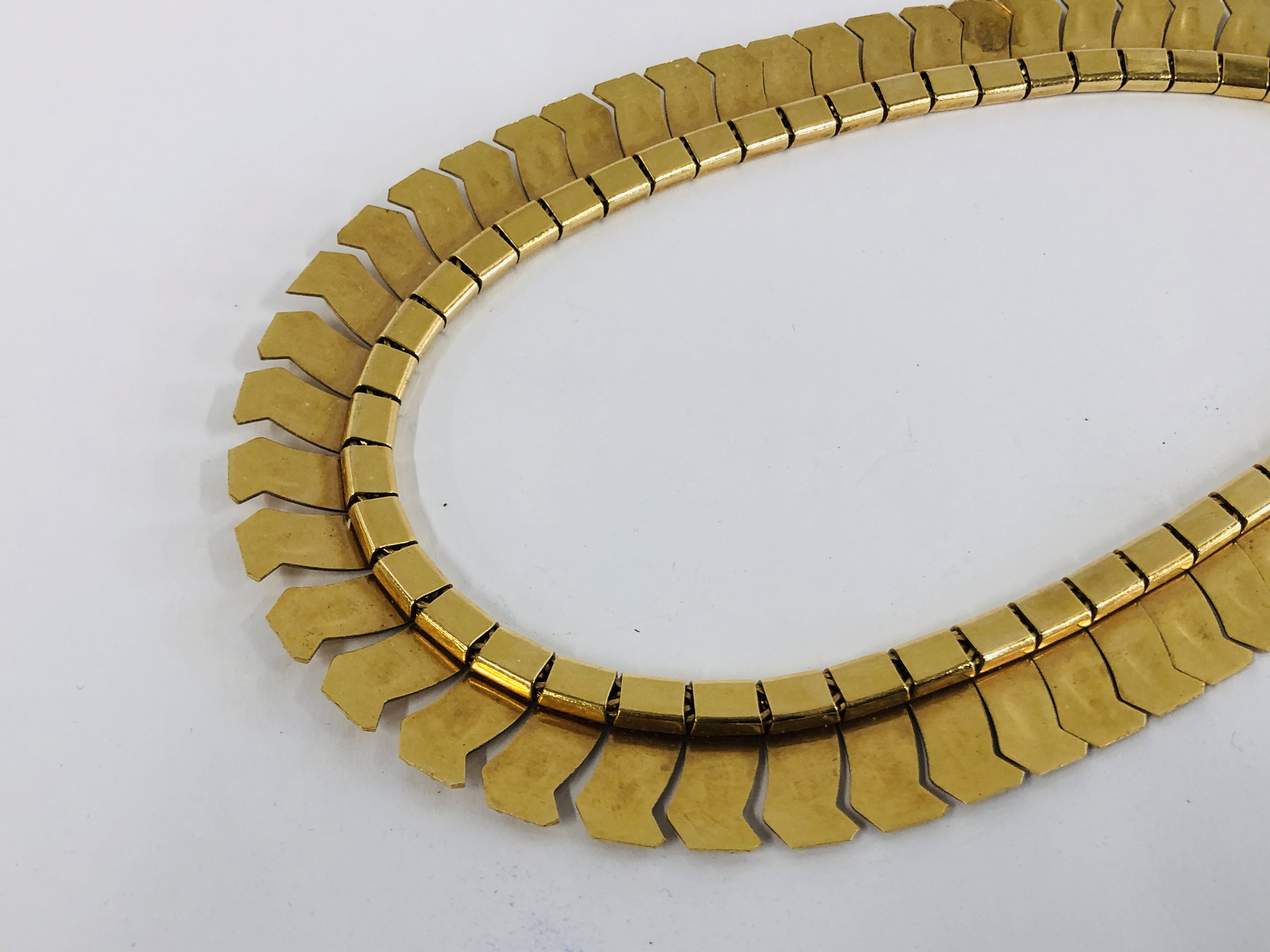 VINTAGE GERMAN AMERIKANER CLEOPATRA COLLAR STYLE NECKLACE - Image 7 of 8