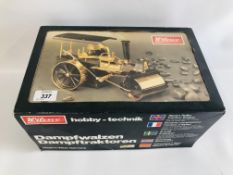 "WILESCO" STEAM ROLLER TRACTION ENGINE IN ORIGINAL BOX.