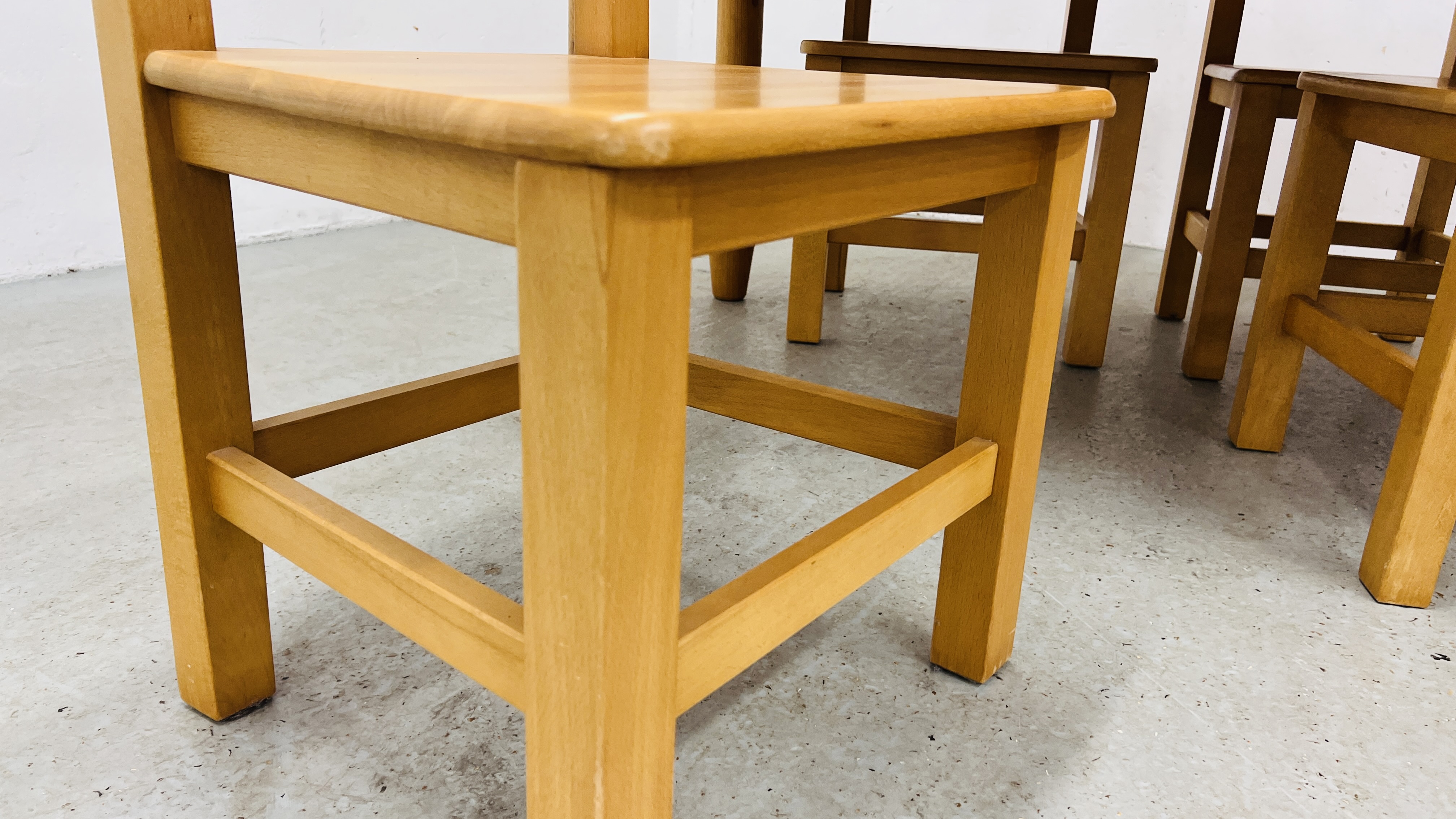 A SOLID NATURAL PINE RECTANGULAR DINING TABLE WITH CARVED DETAIL TO RAILS WIDTH 90CM. LENGTH 153CM. - Image 8 of 14