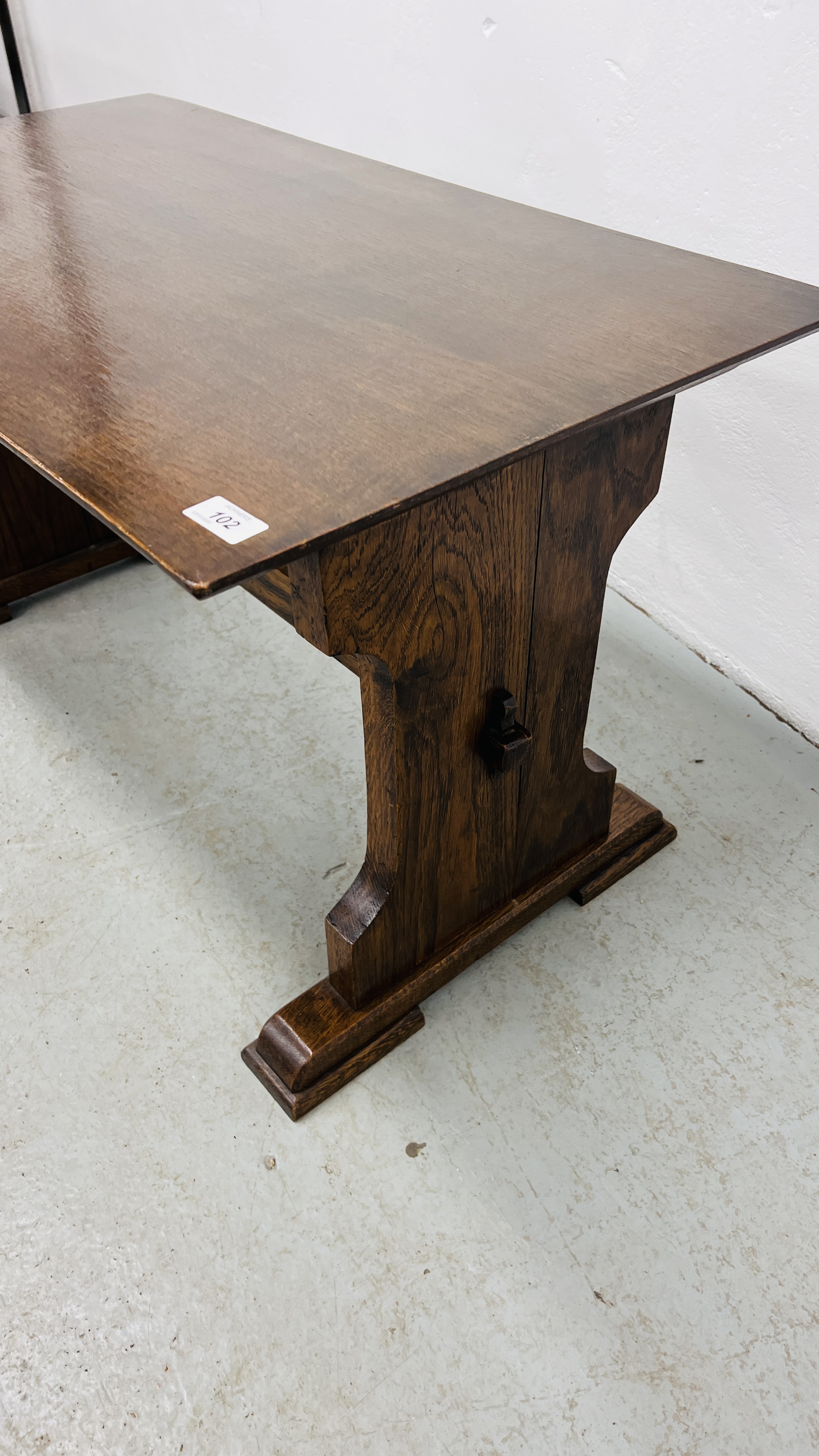 A SOLID OAK REFECTORY STYLE COFFEE TABLE WIDTH 50CM. LENGTH 89CM. HEIGHT 50CM. - Image 6 of 6