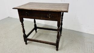 AN ANTIQUE OAK SIDE TABLE WITH SINGLE DRAWER, W 79CM, D 53CM, H 69CM.