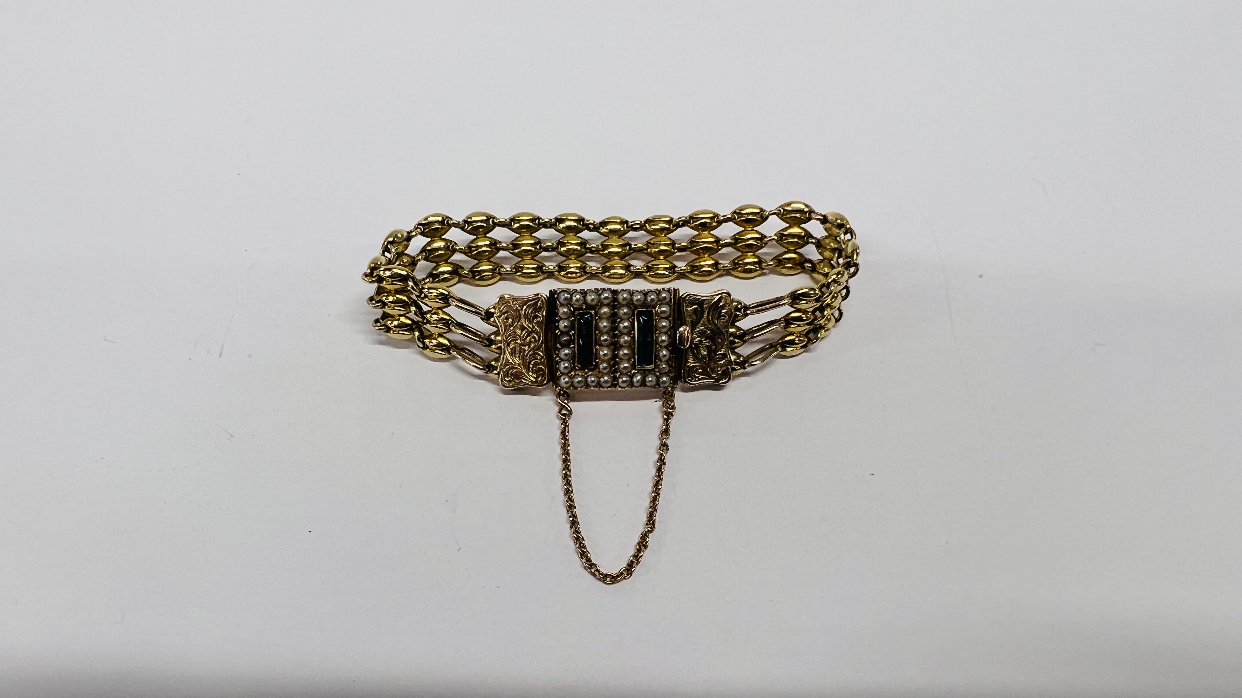 AN EDWARDIAN UNMARKED YELLOW METAL BRACELET, THE RECTANGULAR PANELS SURROUNDED BY SEED PEARLS, - Image 2 of 13