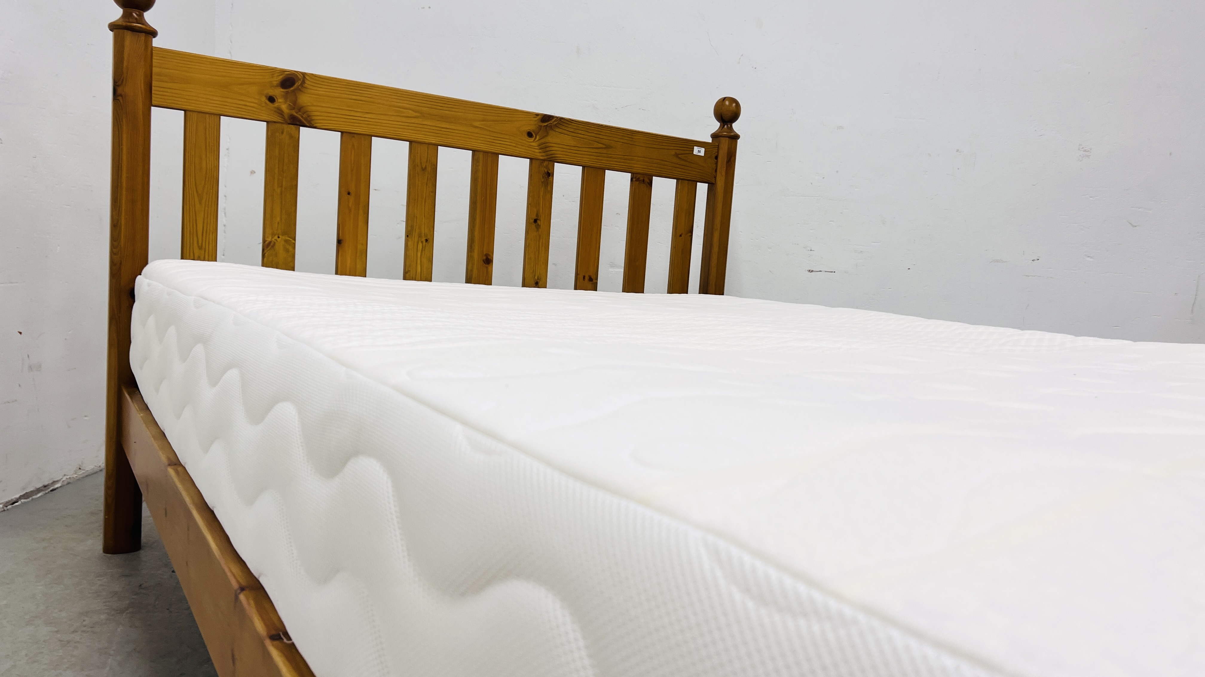 SOLID PINE KING SIZE BEDSTEAD FITTED WITH REYLON MEMORY POCKET 1500 AIRCOOL MATTRESS - Image 7 of 14