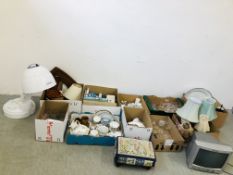 10 BOXES OF HOUSEHOLD SUNDRIES TO INCLUDE DINNERWARE AND CHINA, TABLE LAMPS, GLASS WARE,
