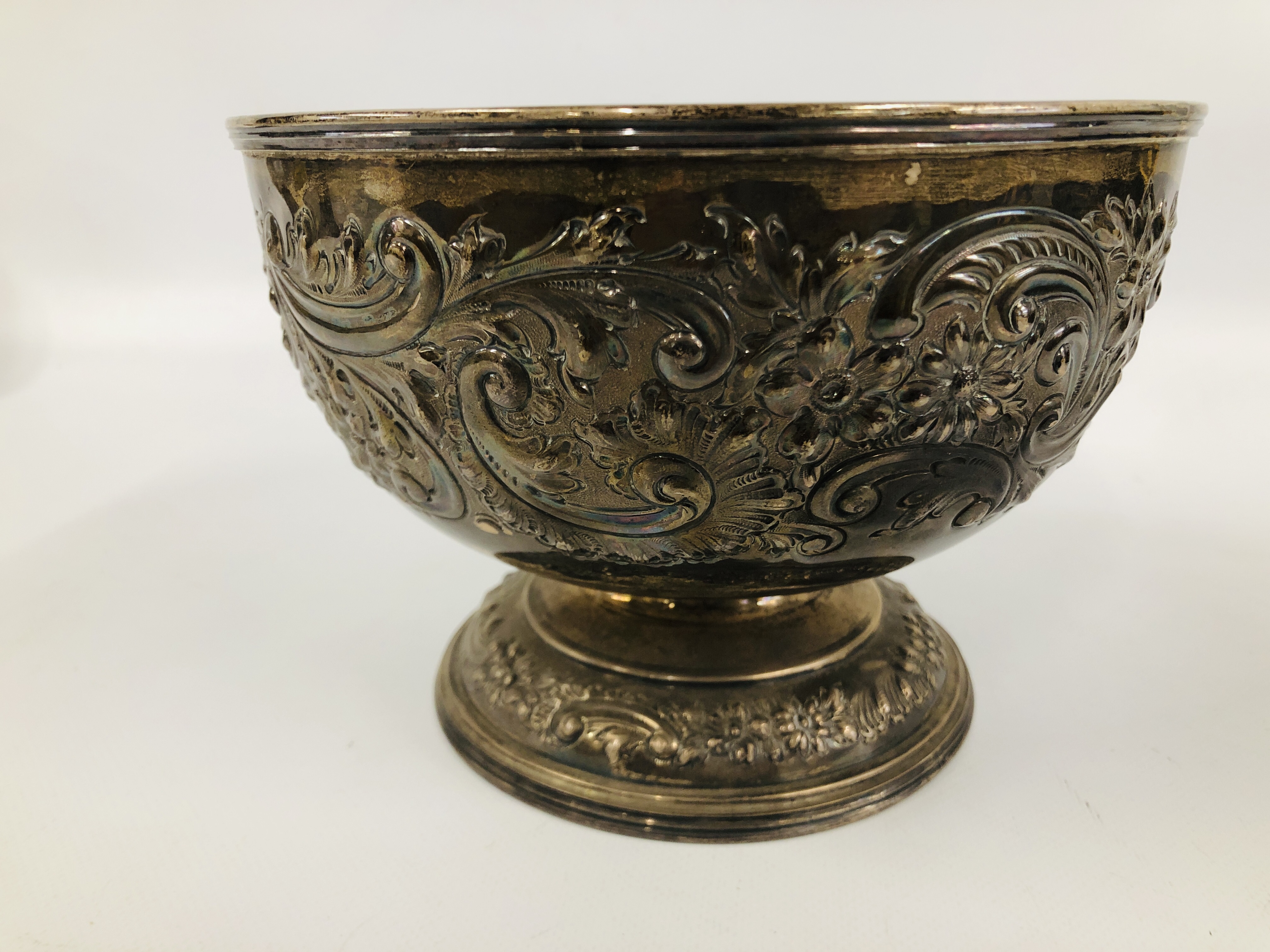 FOOTED CIRCULAR SILVER ROSE BOWL THE BODY WITH SCROLL AND FLOWER DECORATION SHEFFIELD 1912 WIDTH - Image 6 of 9