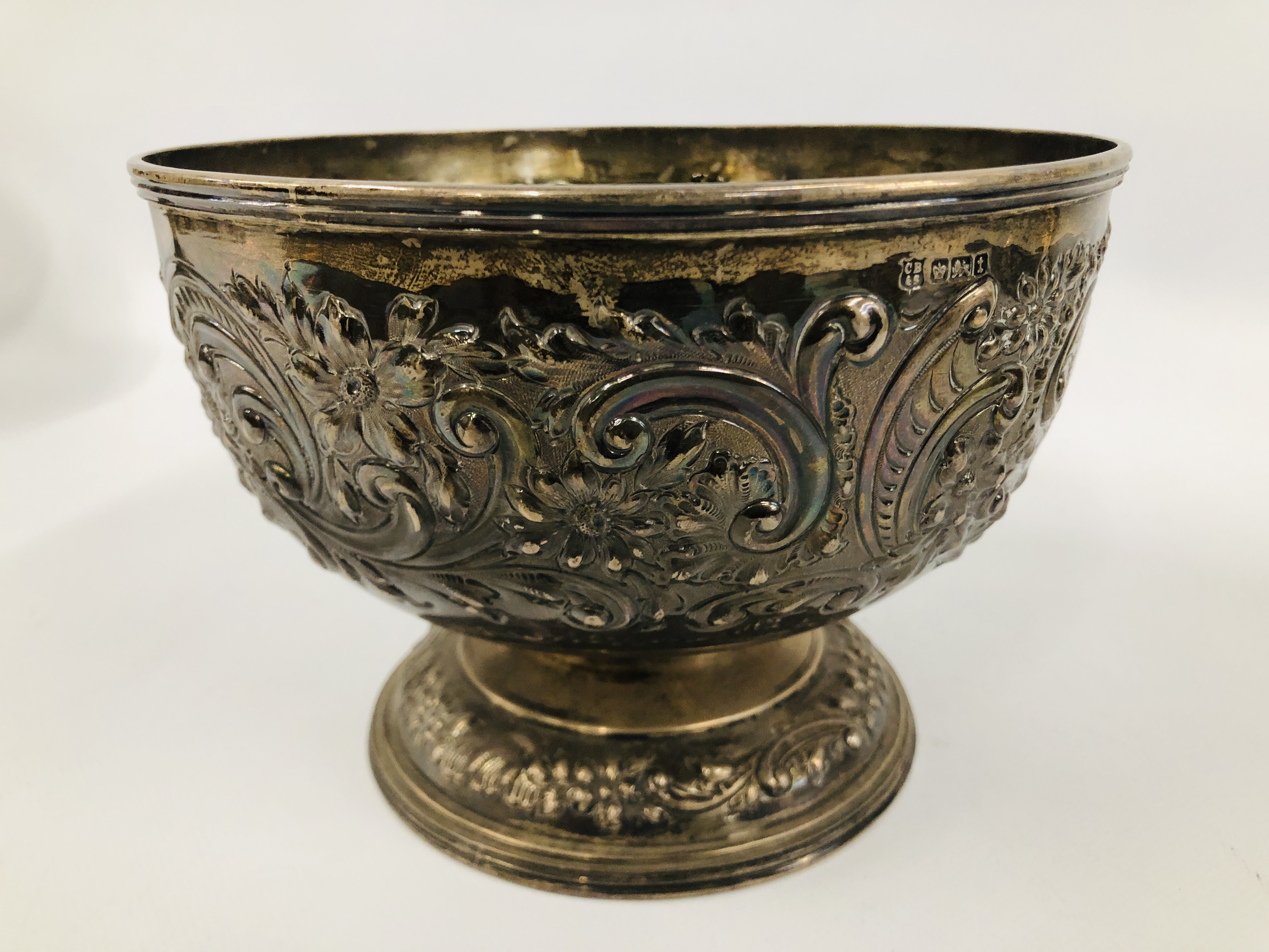 FOOTED CIRCULAR SILVER ROSE BOWL THE BODY WITH SCROLL AND FLOWER DECORATION SHEFFIELD 1912 WIDTH - Image 7 of 9