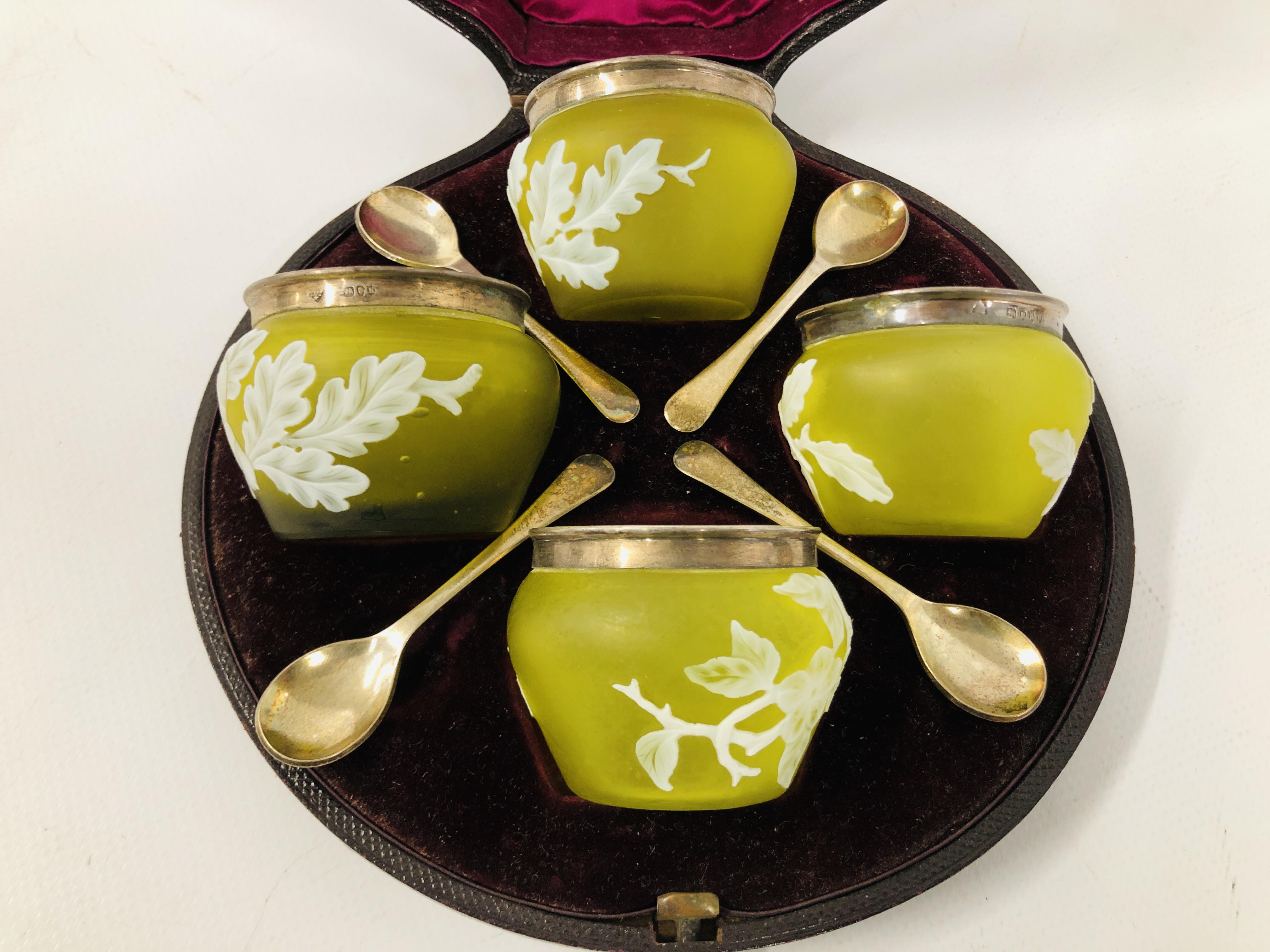 AN IMPRESSIVE THOMAS WEBB GROUP OF FOUR CAMEO GREEN GLASS SILVER MOUNTED SALTS ENCASED WITH OPAQUE - Image 4 of 8