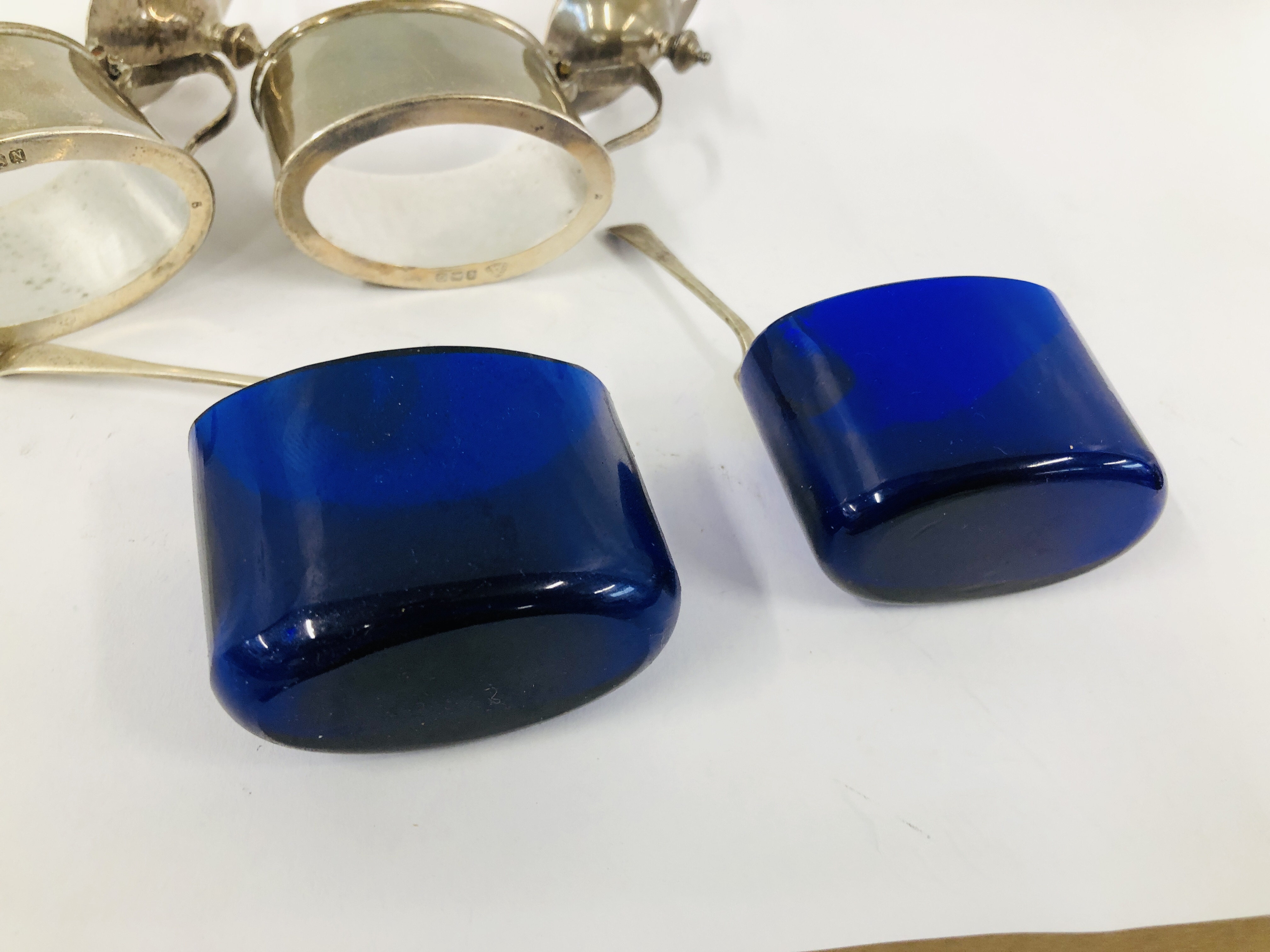 PAIR OF SILVER OVAL SALTS, BLUE GLASS LINERS, - Image 7 of 10