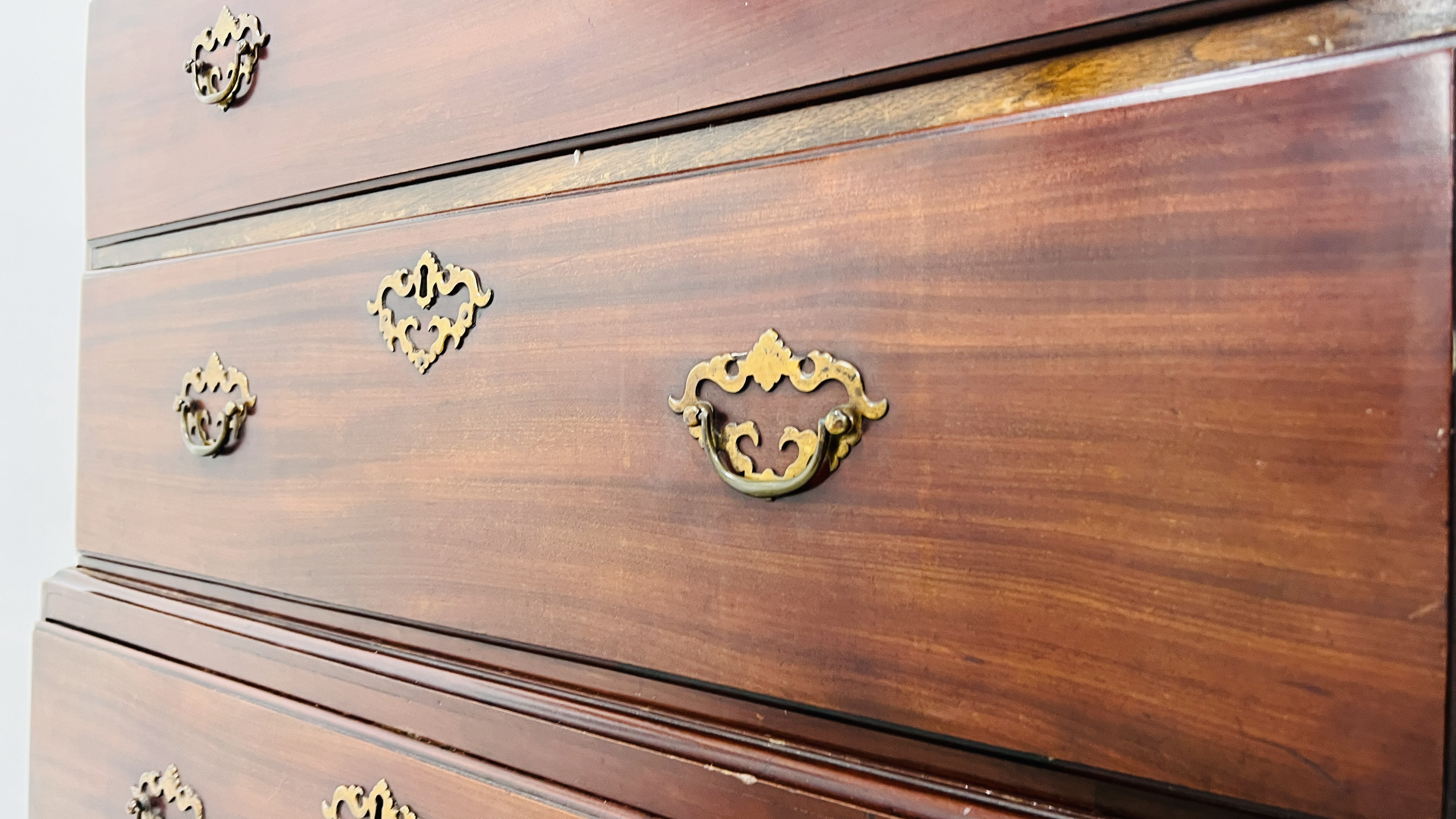AN EARLY GEORGE III MAHOGANY CHEST ON CHEST, - Image 13 of 17