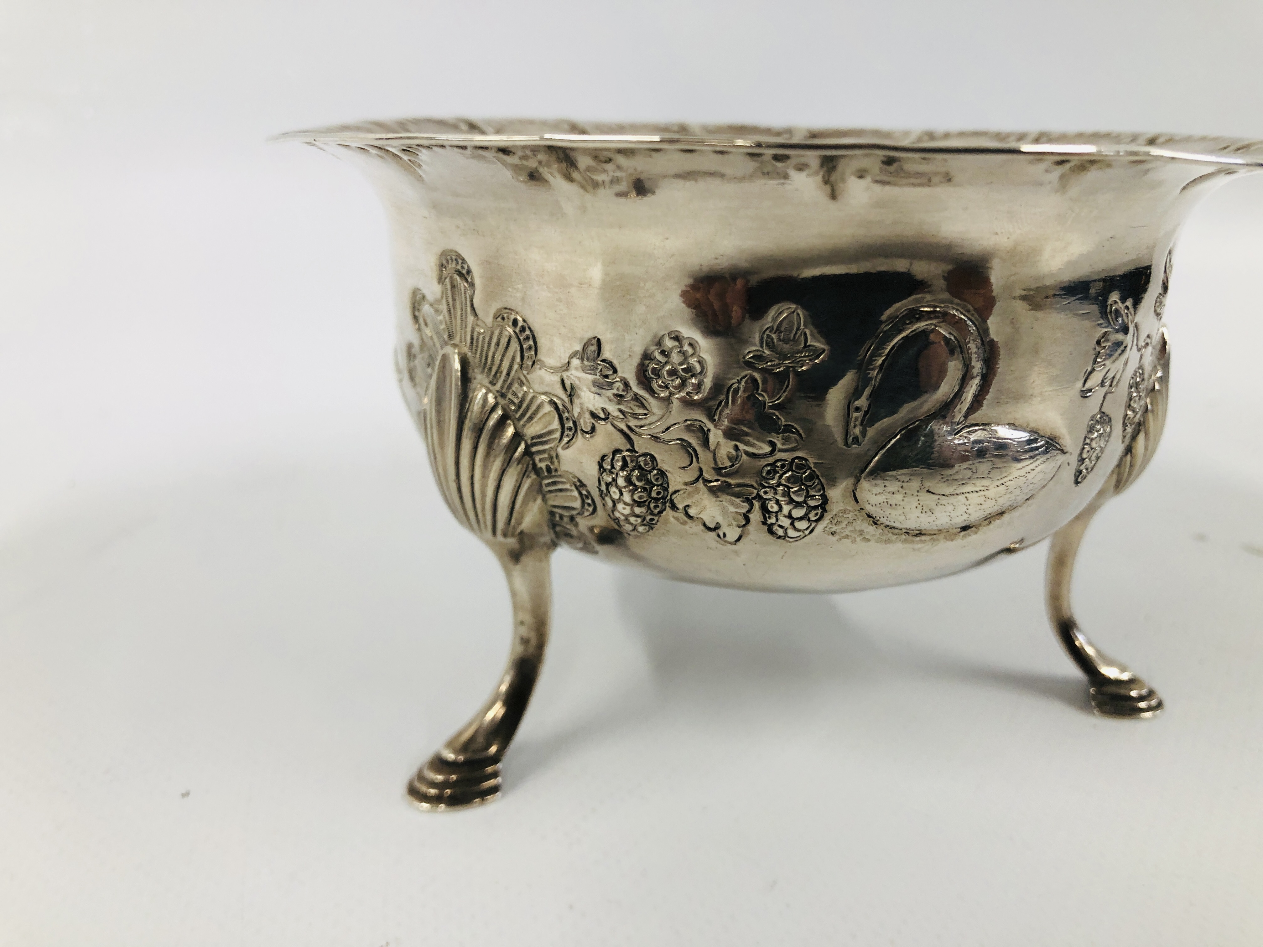 A SILVER CIRCULAR SUGAR DISH DECORATED WITH BIRDS, - Image 2 of 9