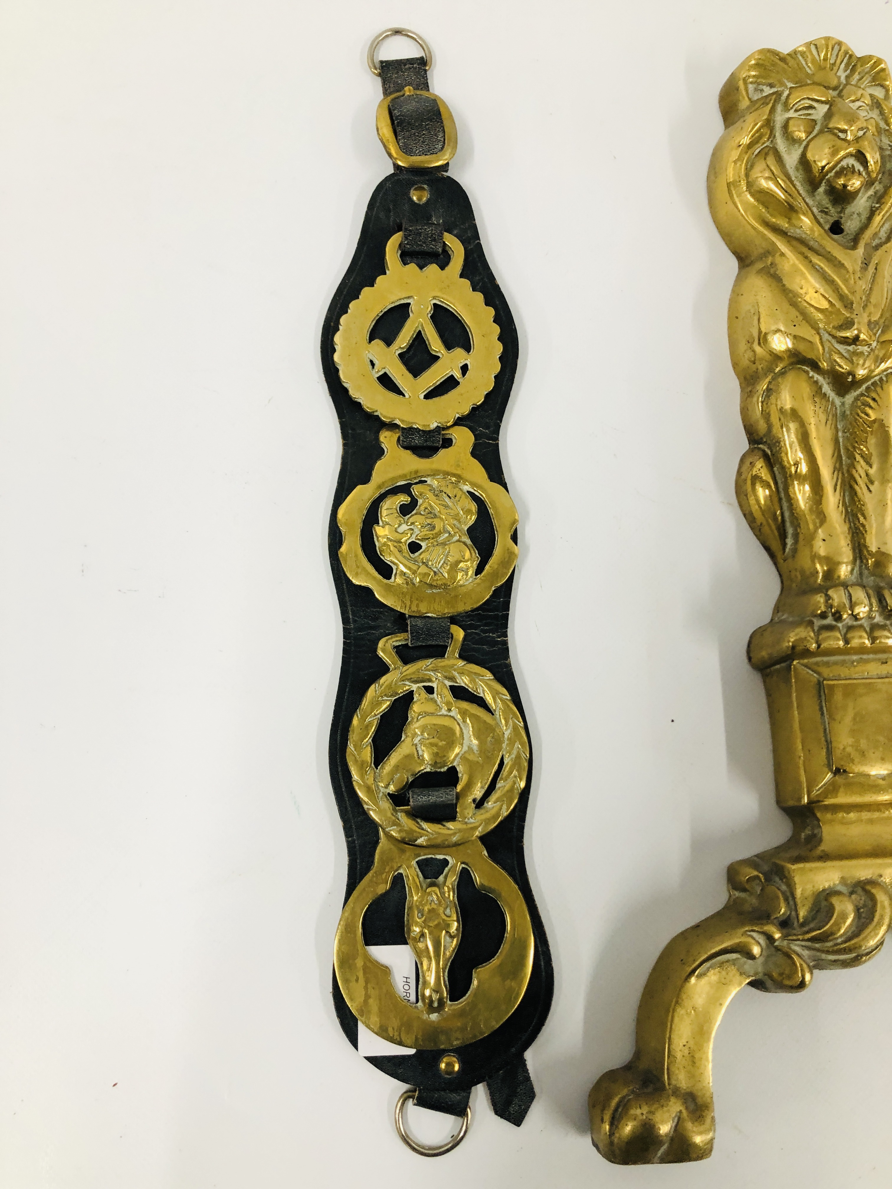 PAIR OF HEAVY BRASS FIRESIDE LIONS, EIGHT HORSE BRASSES ON TWO LEATHER STRAPS. - Image 5 of 5