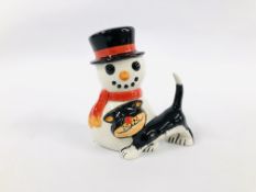 A LORNA BAILEY SNOWMAN WITH CAT ORNAMENT HEIGHT 13CM.