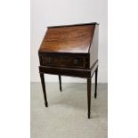 A SMALL ANTIQUE MAHOGANY WRITING BUREAU WITH SINGLE DRAWER AND TOOLED LEATHER INSERT WIDTH 59CM.