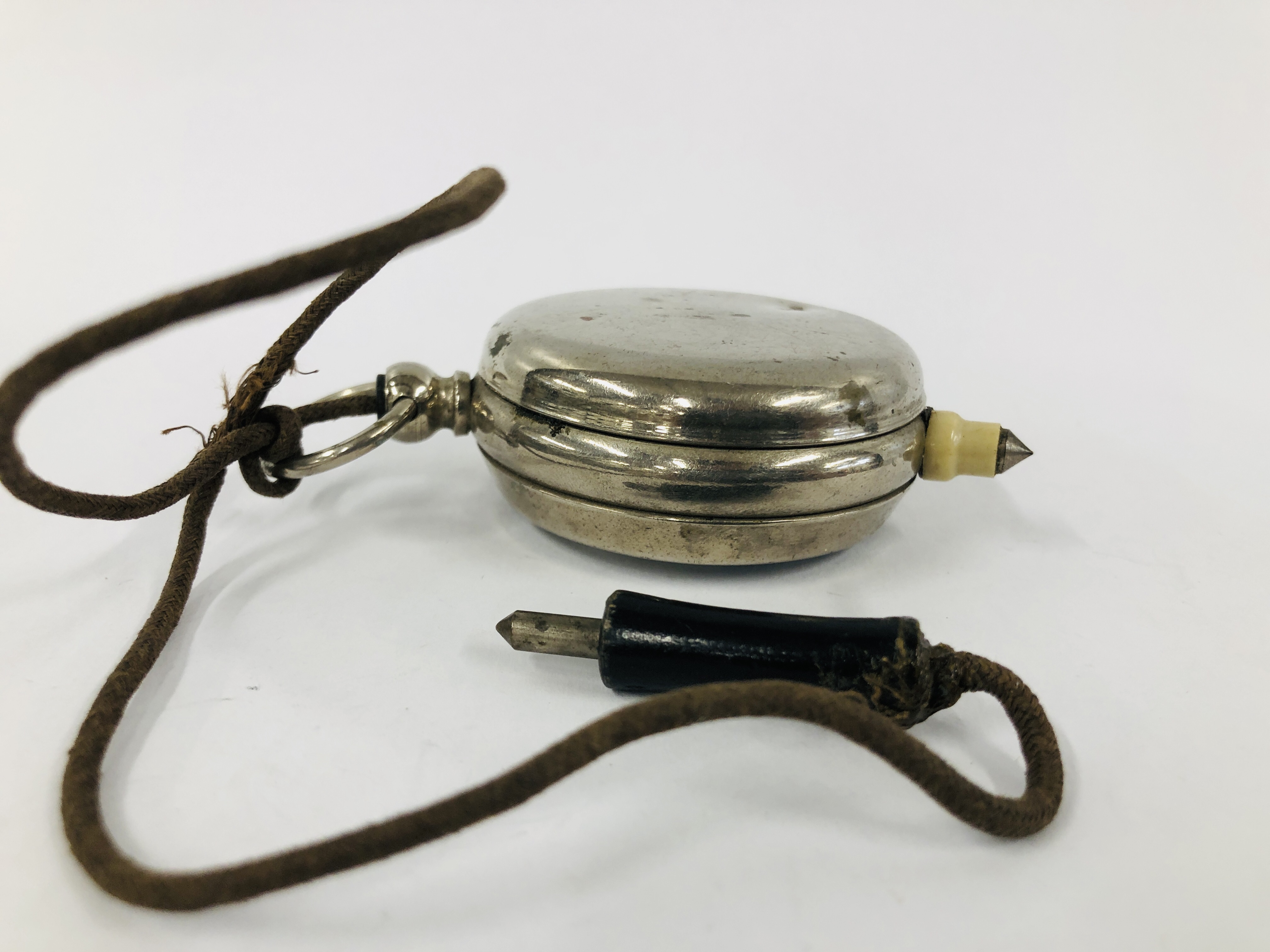 VINTAGE AMERICAN POCKET WATCH VOLT METER. - Image 5 of 6