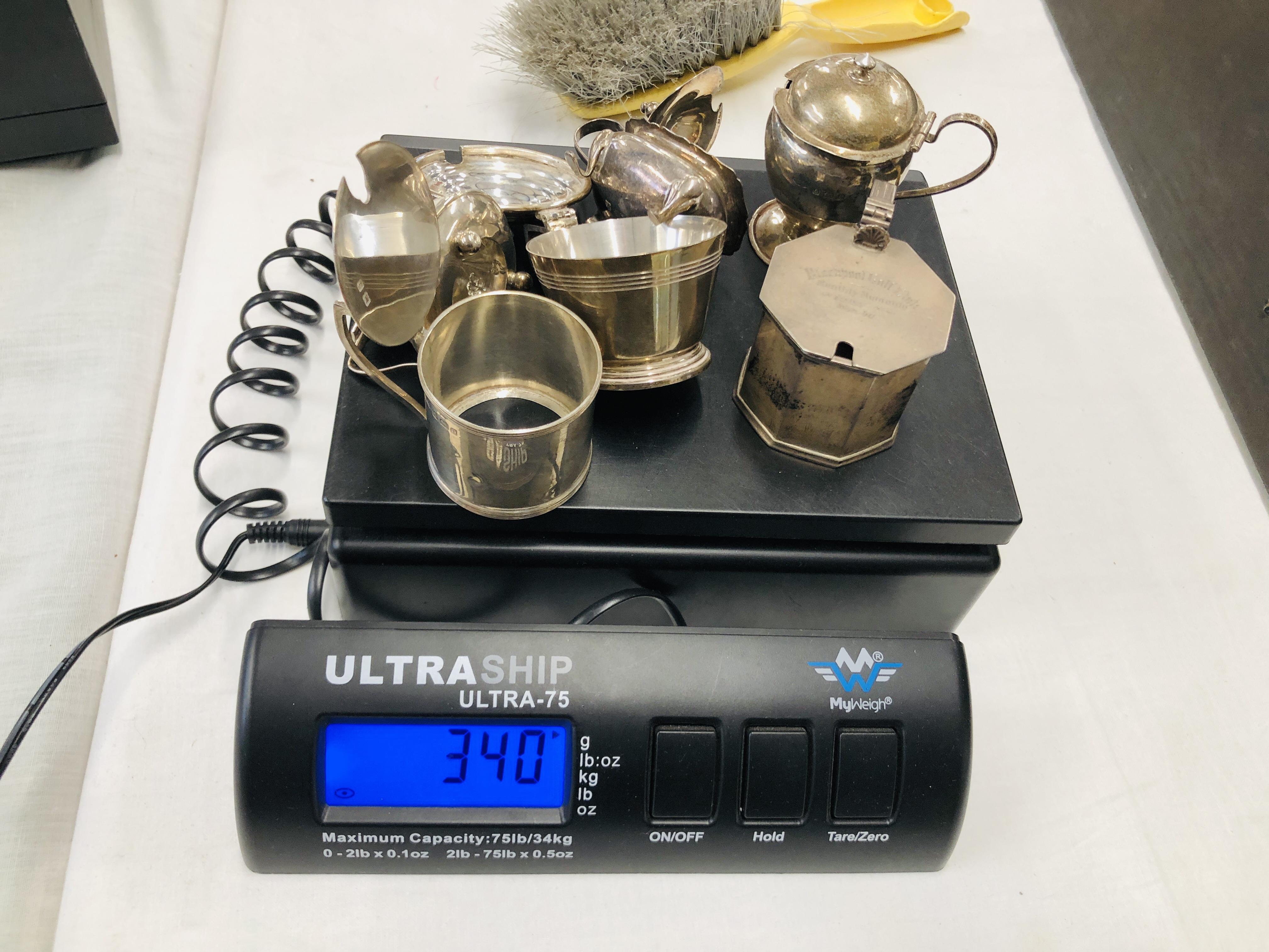 A GROUP OF SIX VARIOUS SILVER MUSTARDS ALL WITH HINGED COVERS AND LINERS VARIOUS ASSAY AND MAKERS - Image 13 of 13