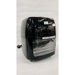 A INNOTECK KITCHEN PRO DS-5894 6 IN 1 AIR FRYER OVEN - SOLD AS SEEN.