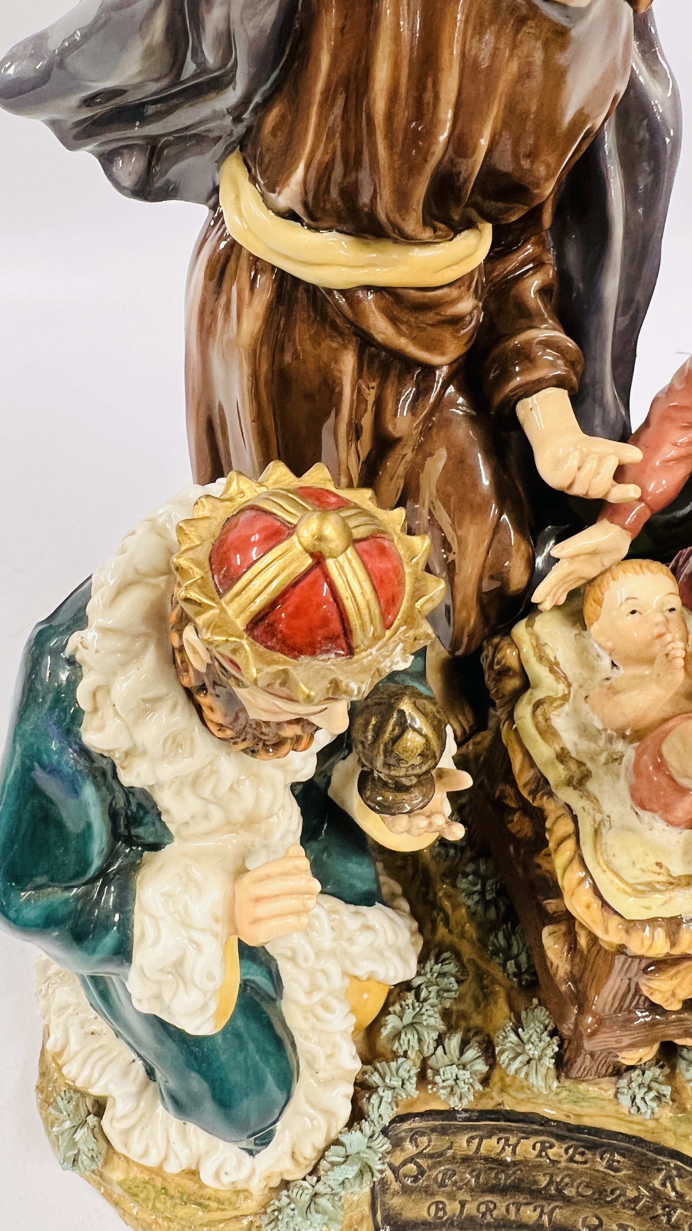 CERAMIC NATIVITY SCENE "BIRTH OF CHRIST". - Image 7 of 12