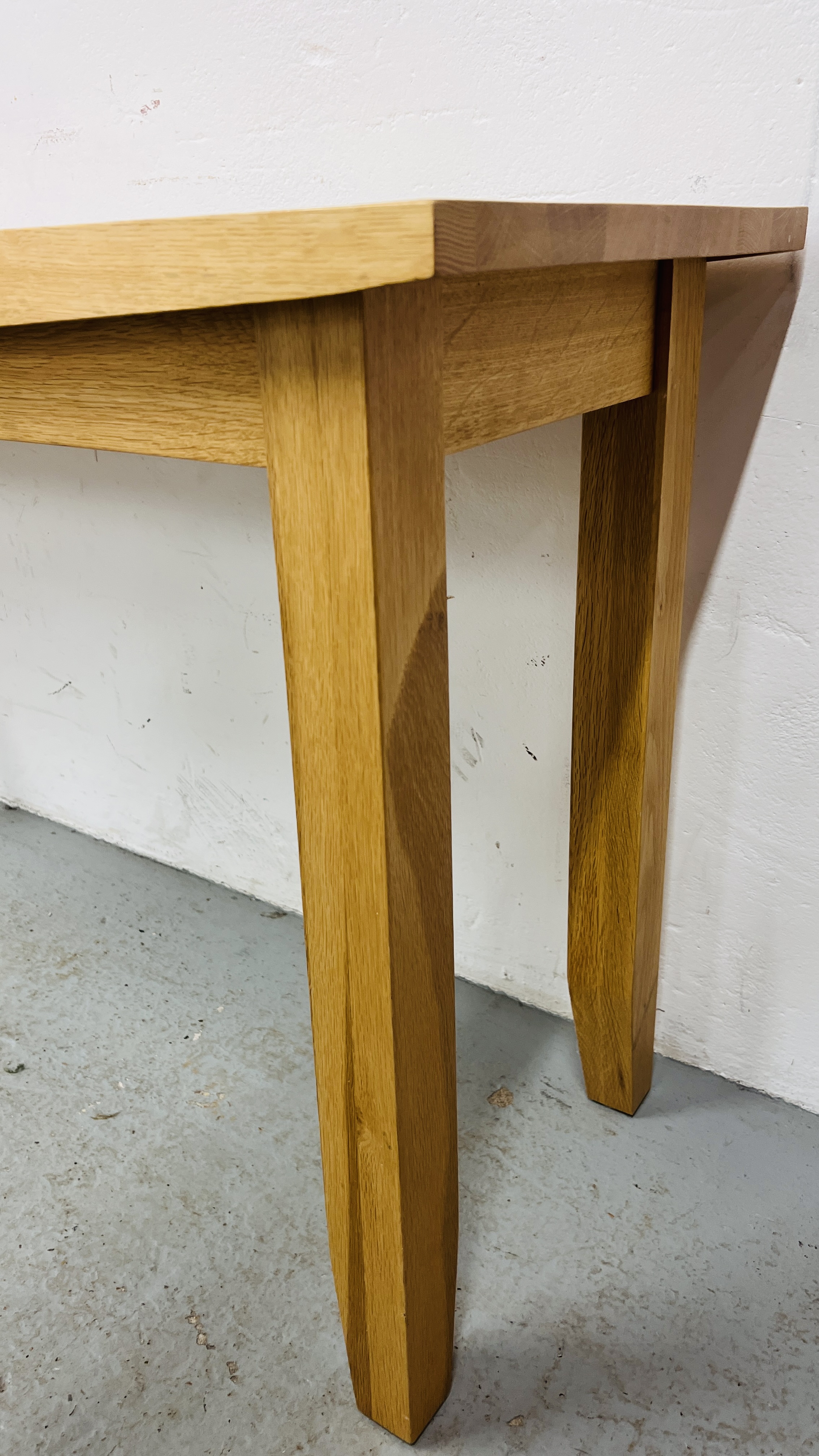 A SOLID LIGHT OAK SIDE TABLE WIDTH 120CM. DEPTH 40CM. HEIGHT 66CM. - Image 7 of 8