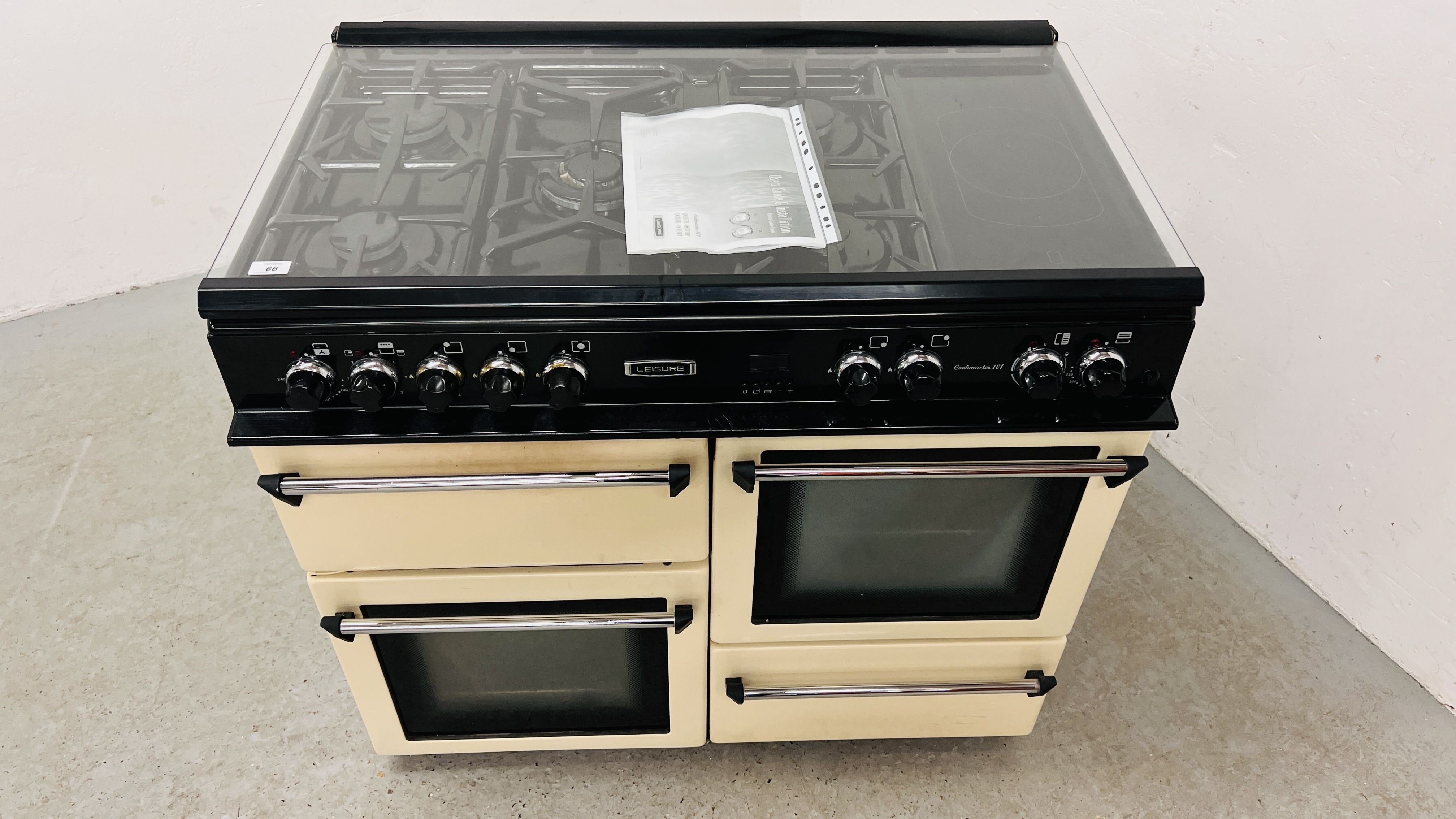 LEISURE COOKMASTER 101 ELECTRIC COOKER RANGE WITH GAS HOB (WITH USER GUIDE) WIDTH 100CM. - Image 2 of 28