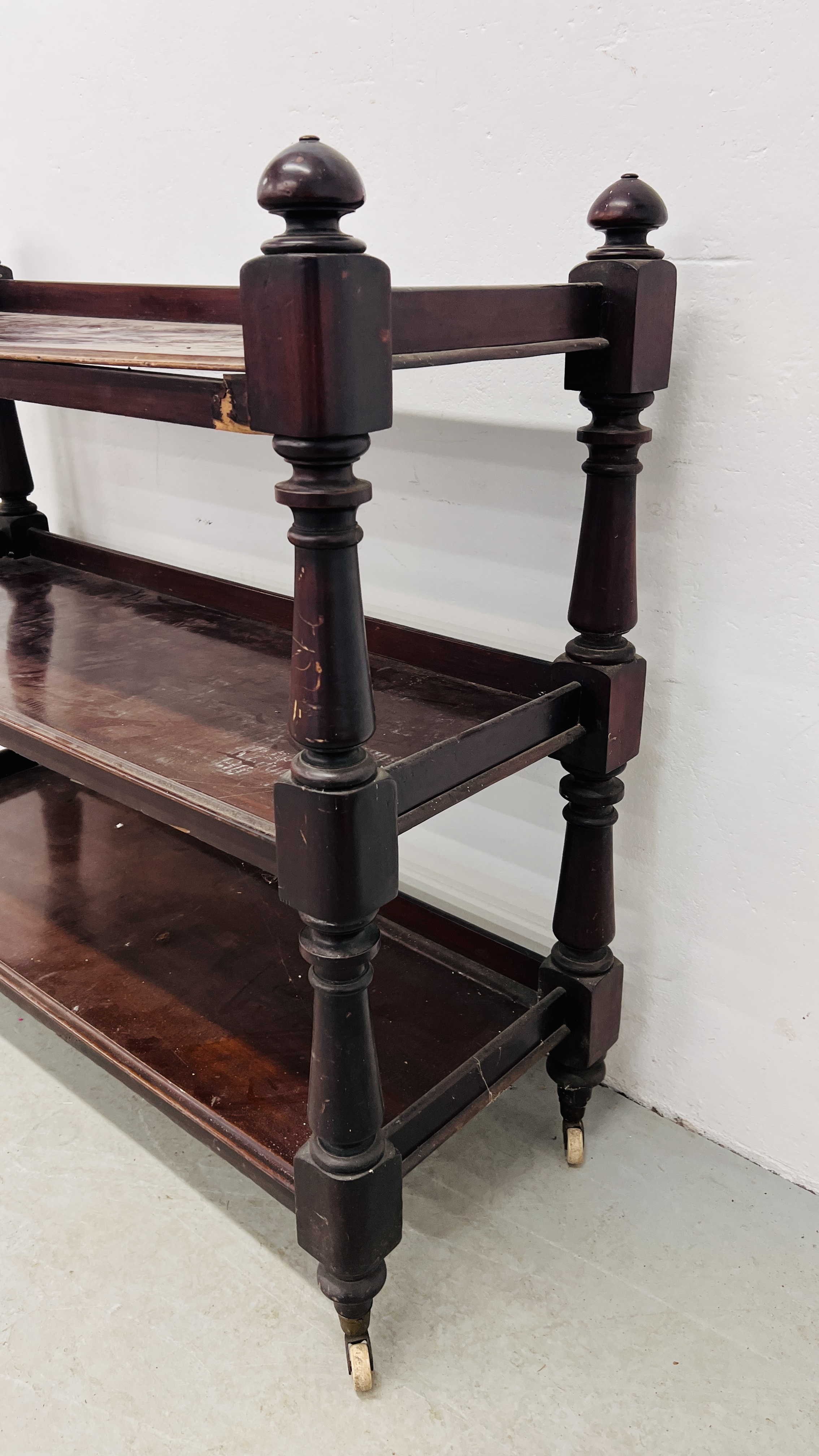 A VICTORIAN MAHOGANY THREE TIER BUFFET TROLLEY A/F LENGTH 120CM. HEIGHT 110CM. DEPTH 48CM. - Image 3 of 12