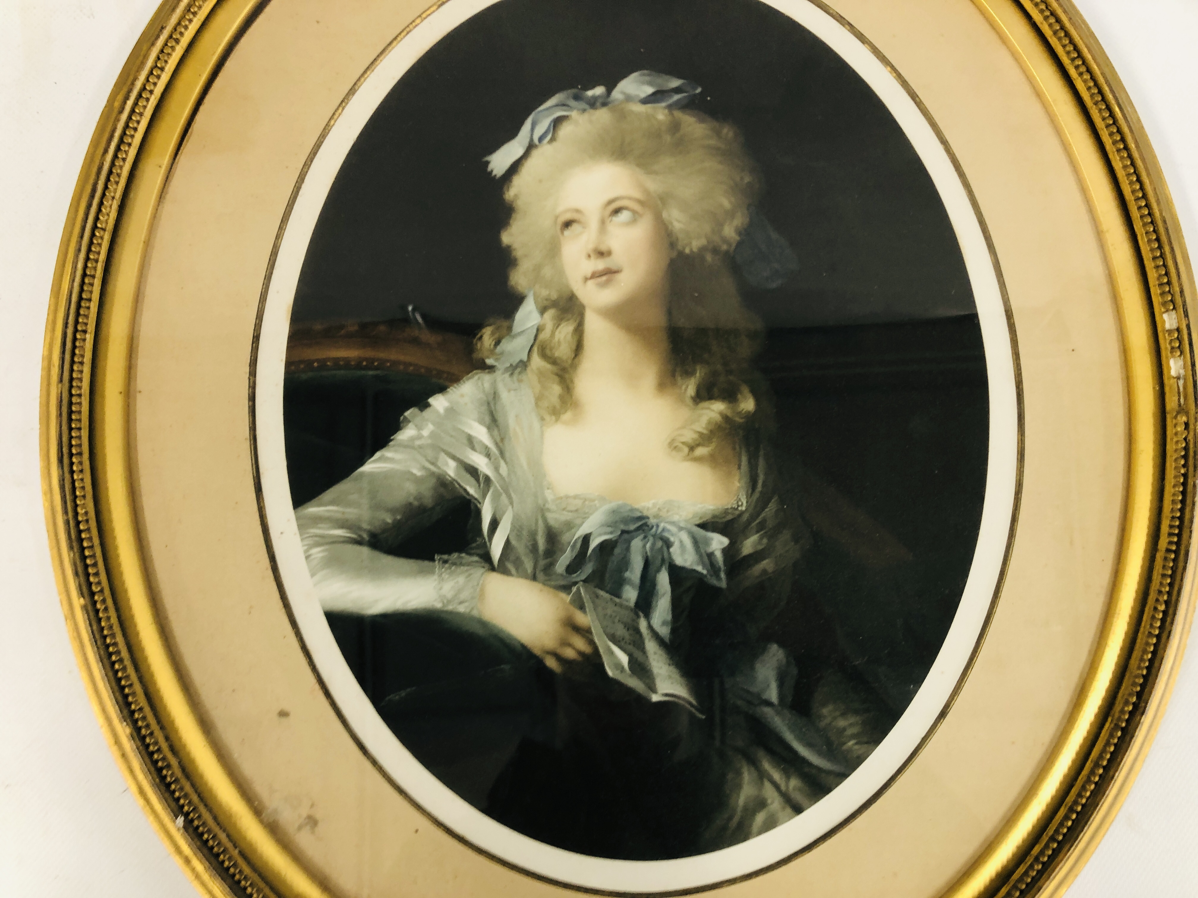 AN ORIGINAL GILT FRAMED PORTRAIT OF A YOUNG LADY IN AN OVAL MOUNT, - Image 5 of 10